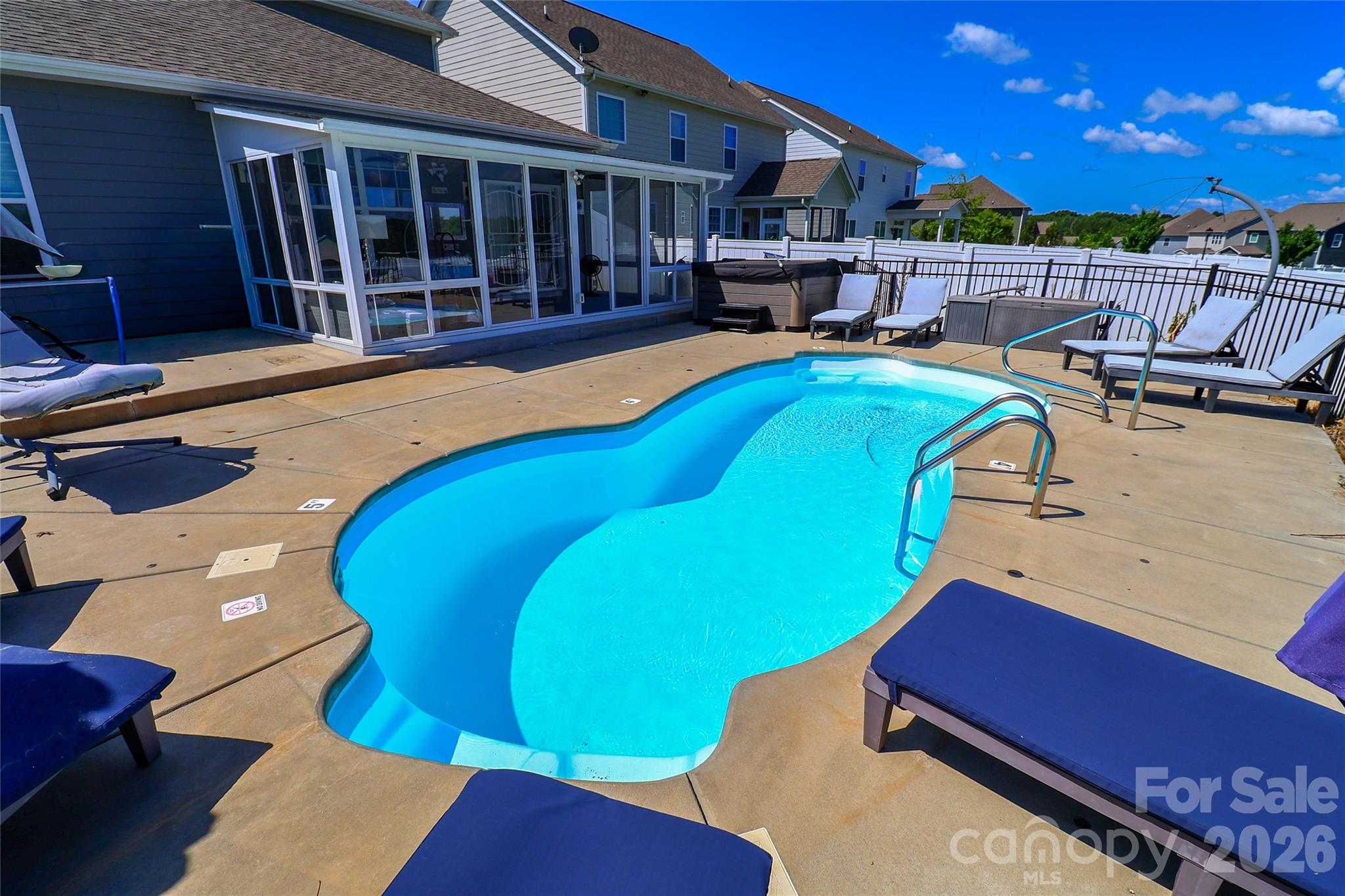 109 E Americana Drive — Mooresville