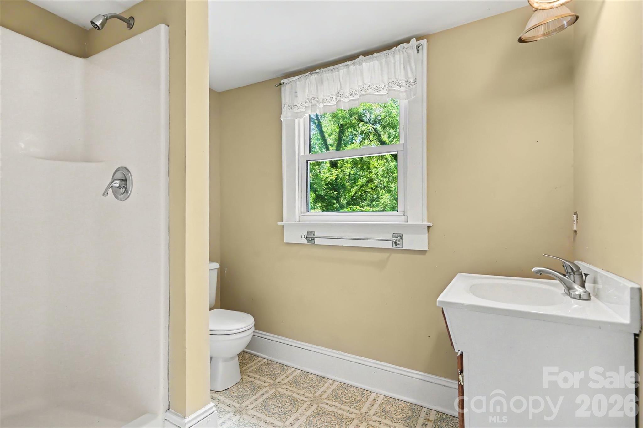 313 Gold Street — Kings Mountain