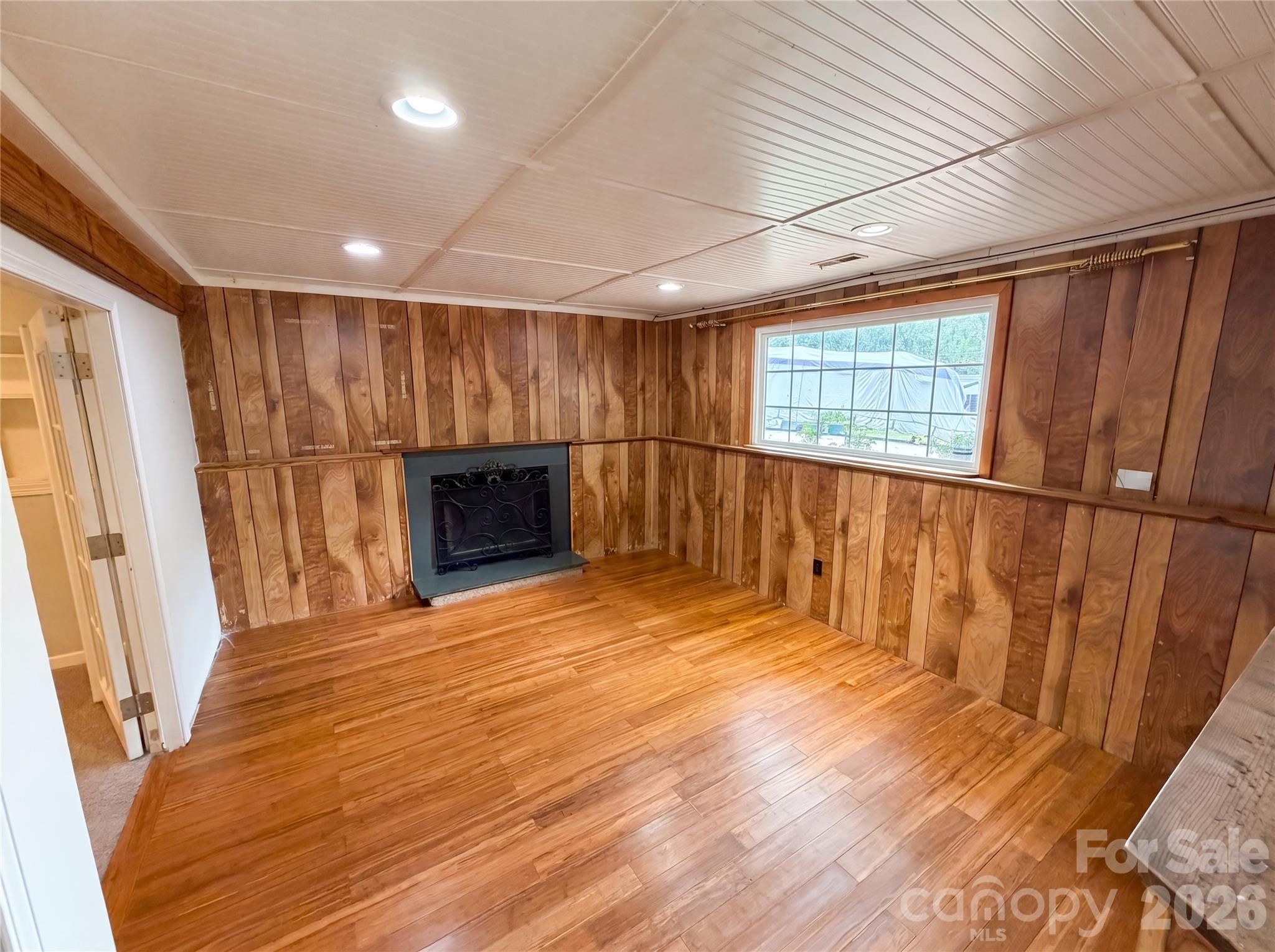 7827 Mallen Drive — Charlotte