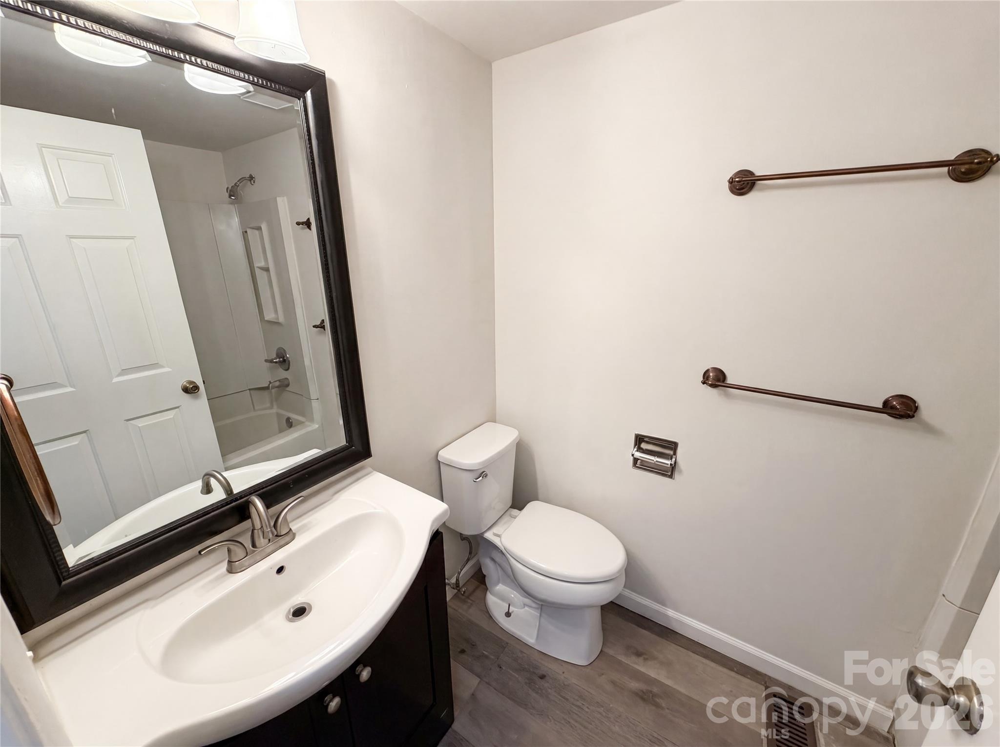7827 Mallen Drive — Charlotte
