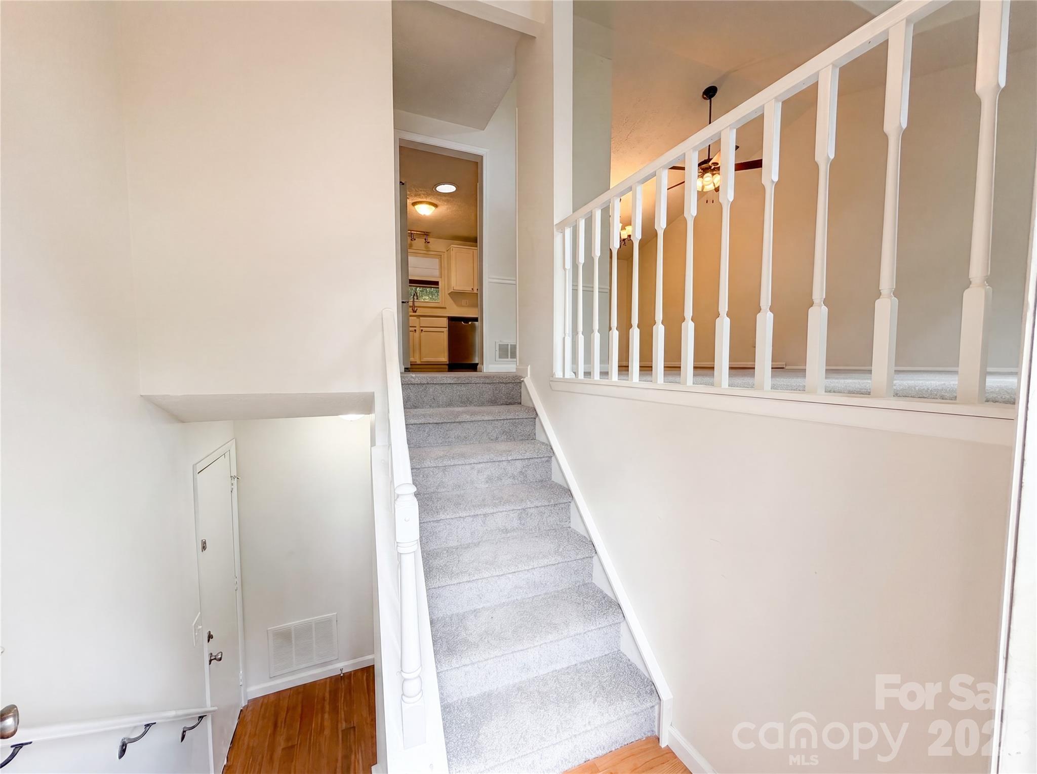 7827 Mallen Drive — Charlotte