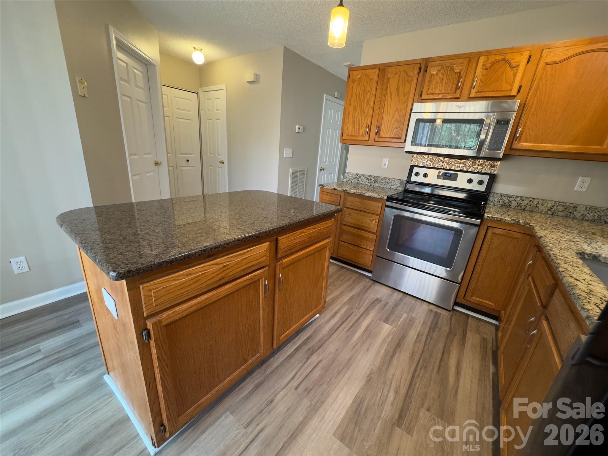 3103 Summercroft Lane — Charlotte