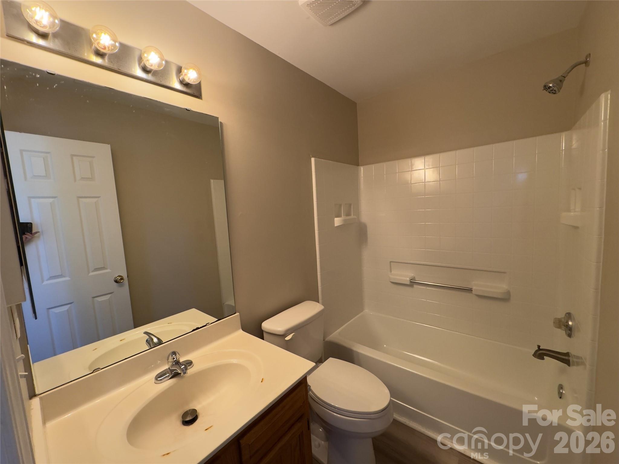 3103 Summercroft Lane — Charlotte