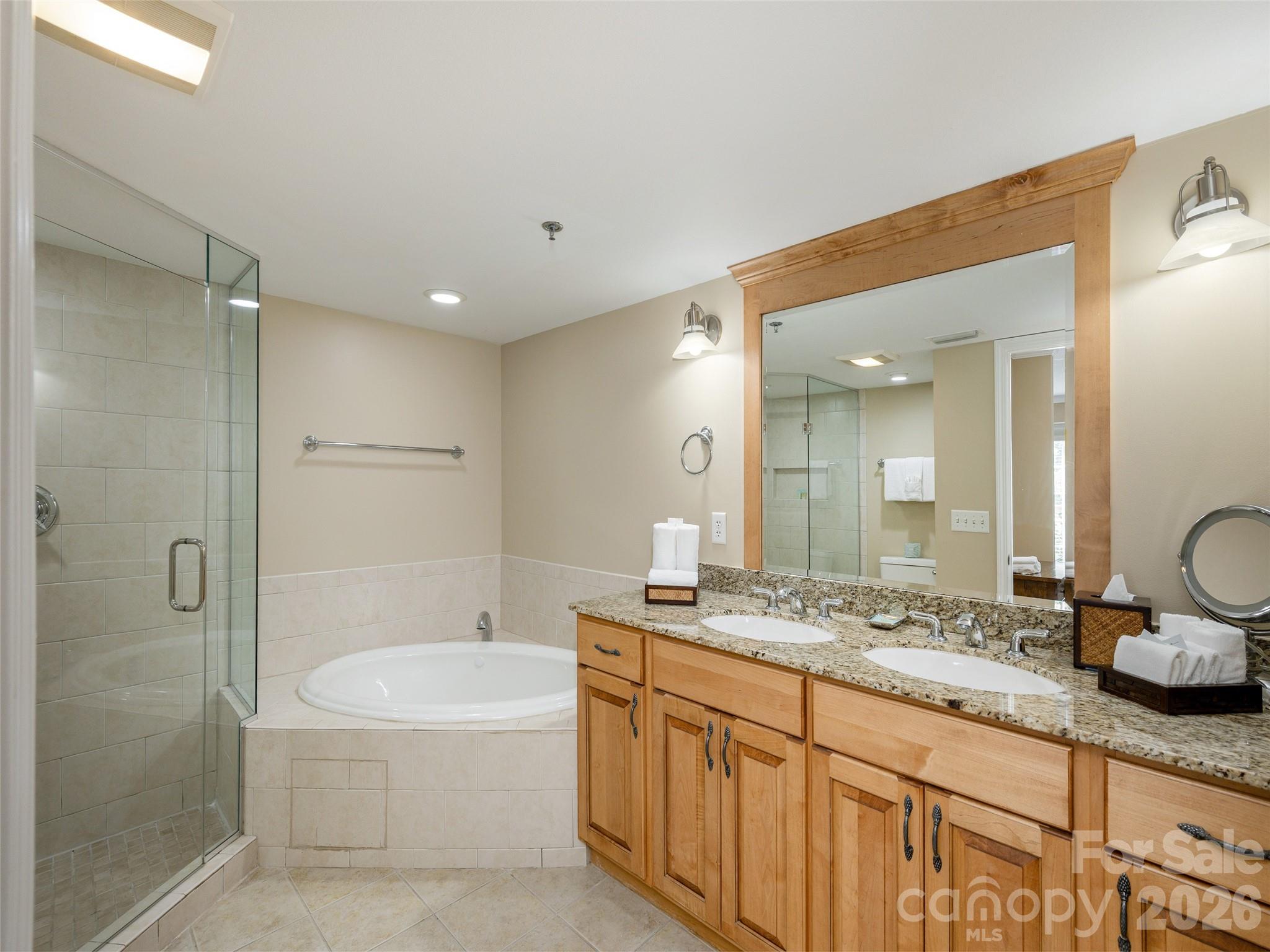 208 Bowling Park Road #208 — Asheville