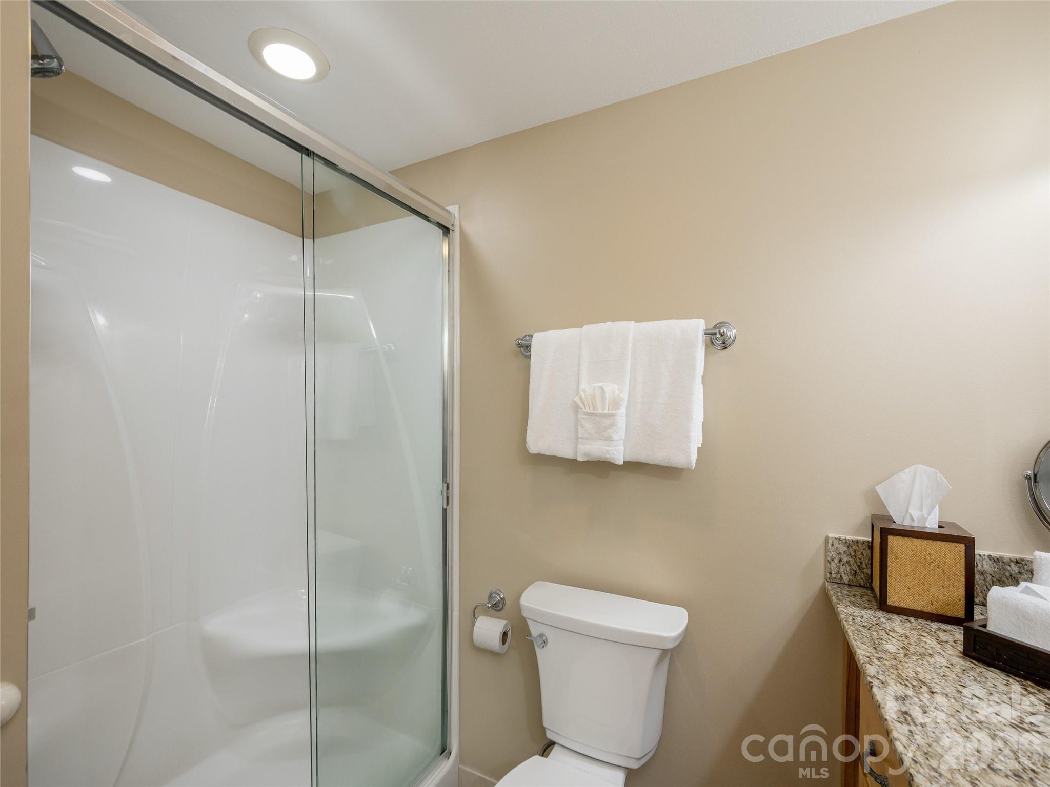 208 Bowling Park Road #208 — Asheville