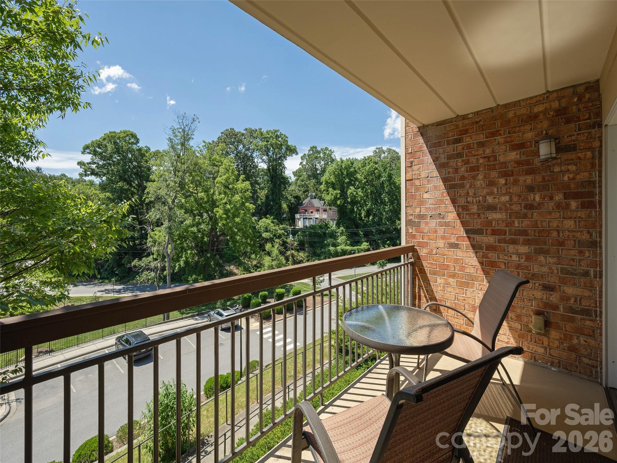 208 Bowling Park Road #208 — Asheville