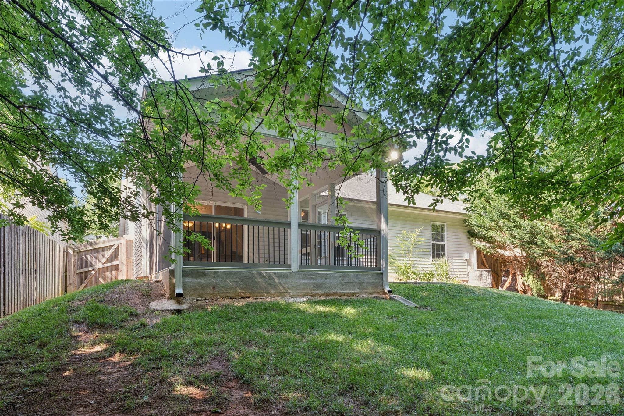 1826 Wilburn Park Lane NW — Charlotte