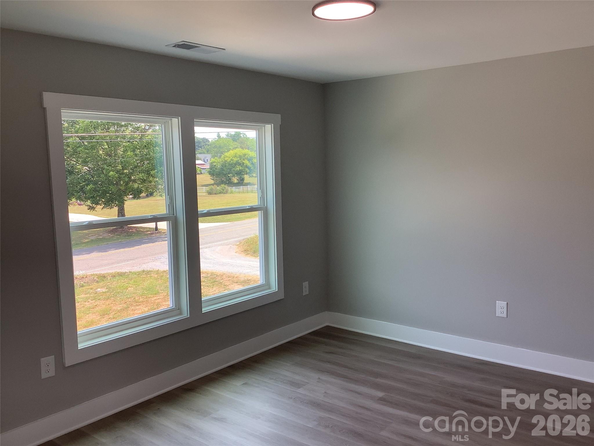 401 Oak Grove Road — Kings Mountain
