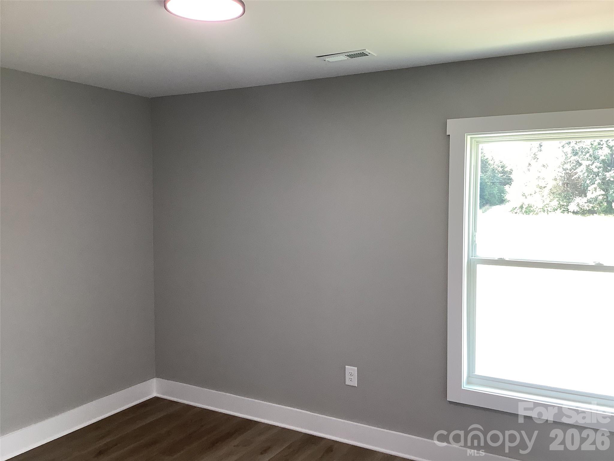 401 Oak Grove Road — Kings Mountain