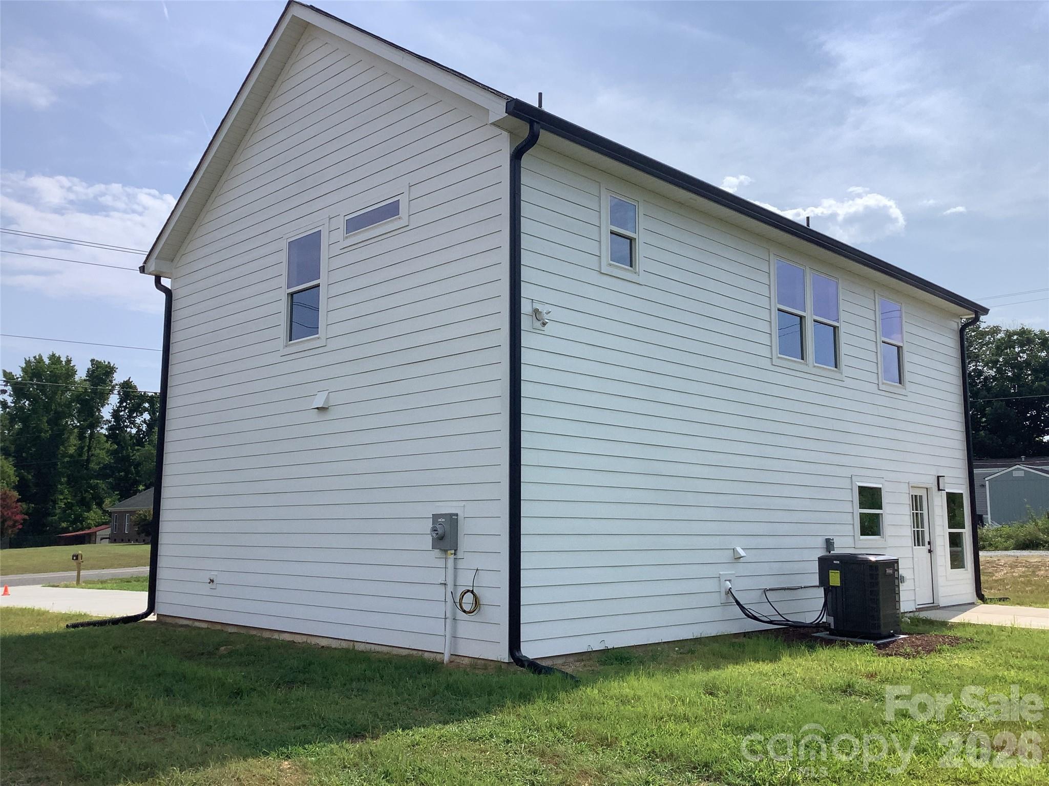 401 Oak Grove Road — Kings Mountain