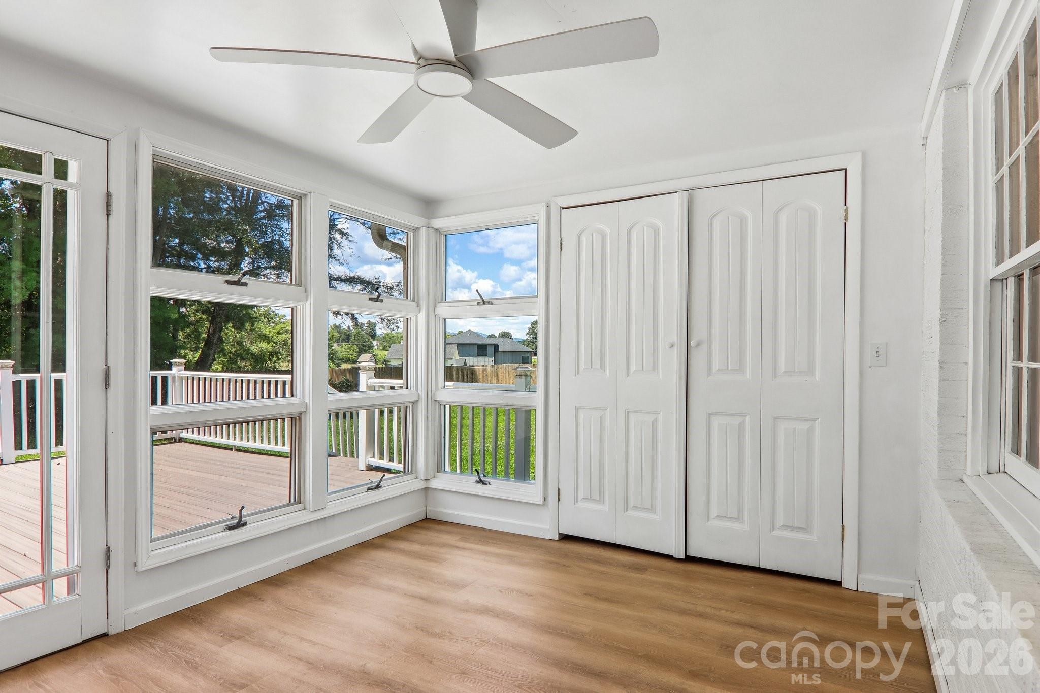 1153 Airport Road — Flat Rock