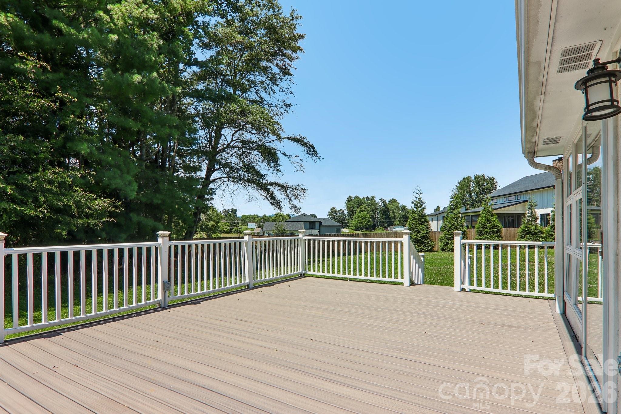 1153 Airport Road — Flat Rock