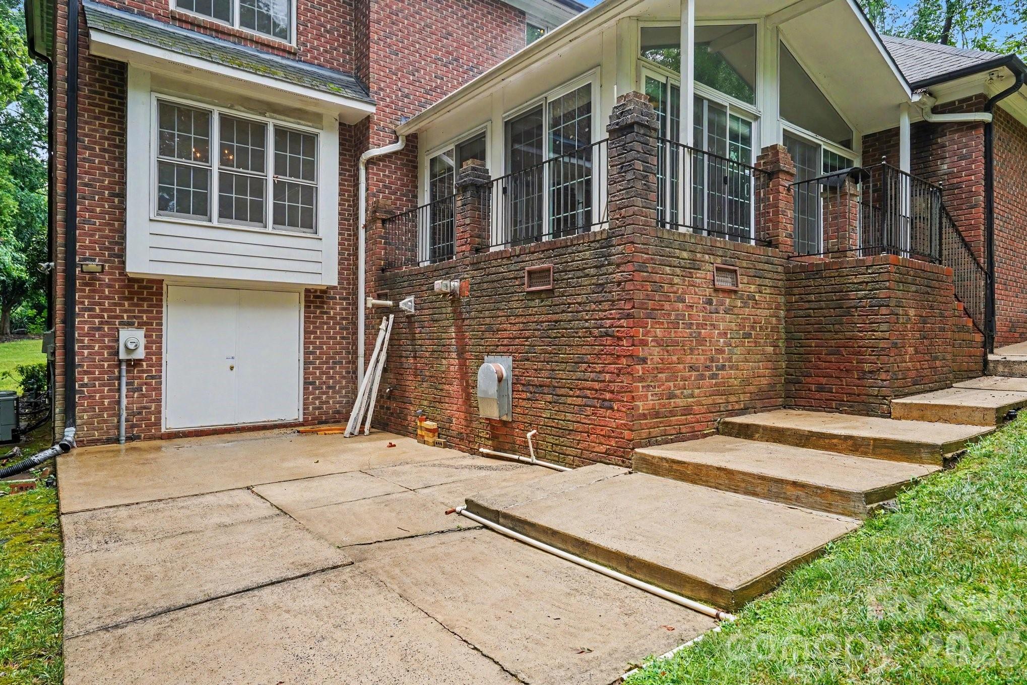 9549 Millen Drive — Harrisburg