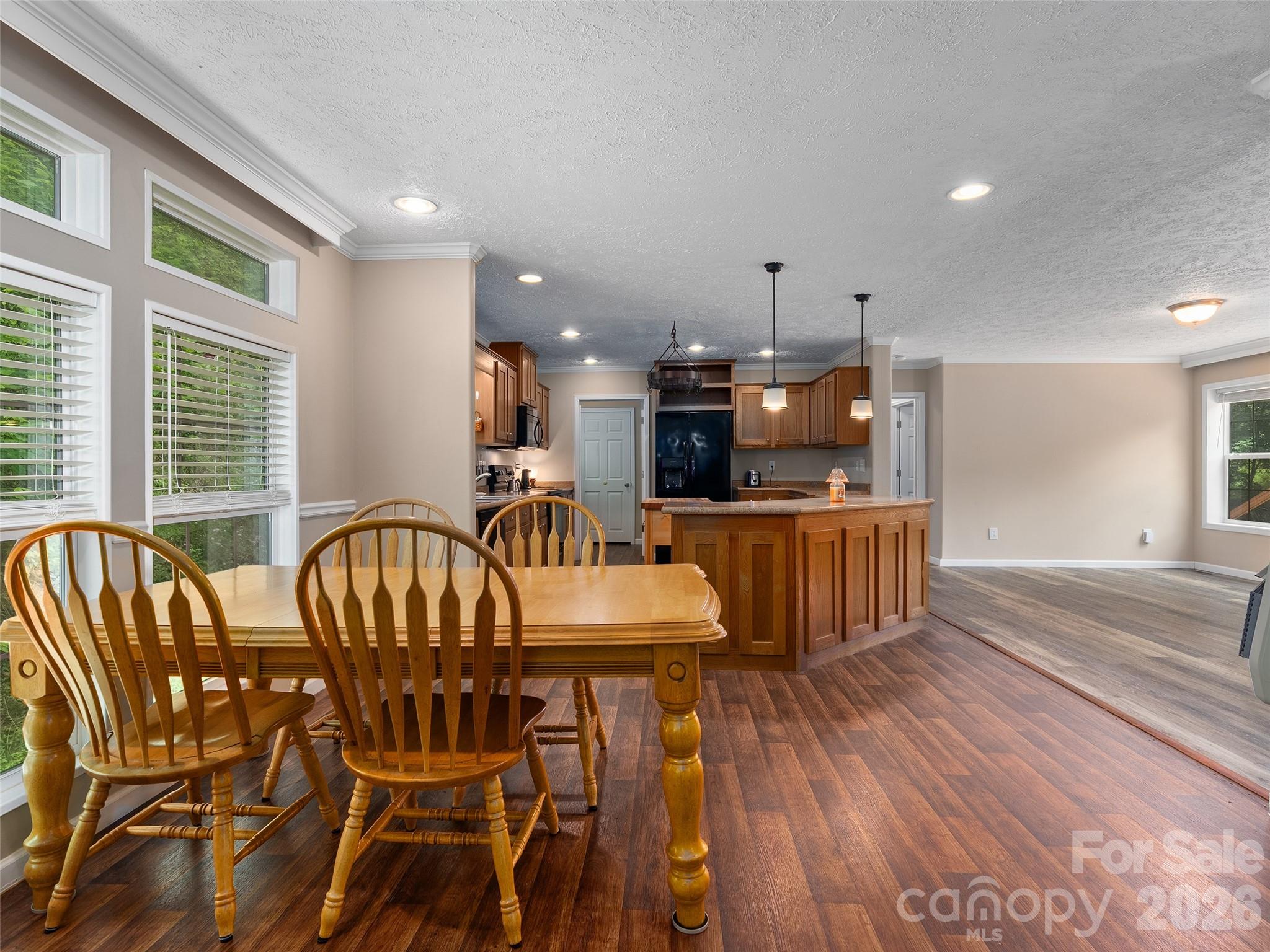 193 Tipstill Cove — Waynesville
