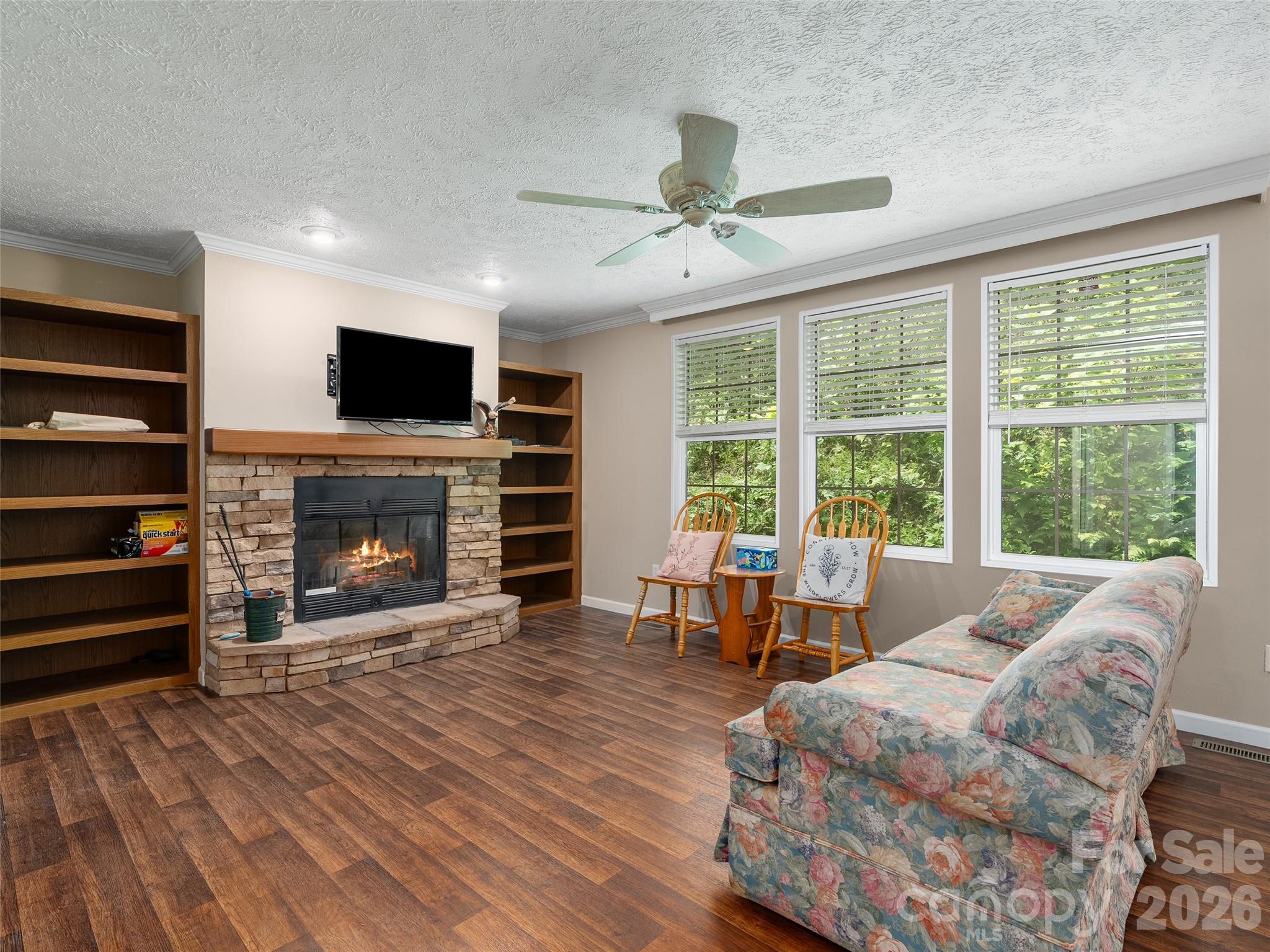 193 Tipstill Cove — Waynesville