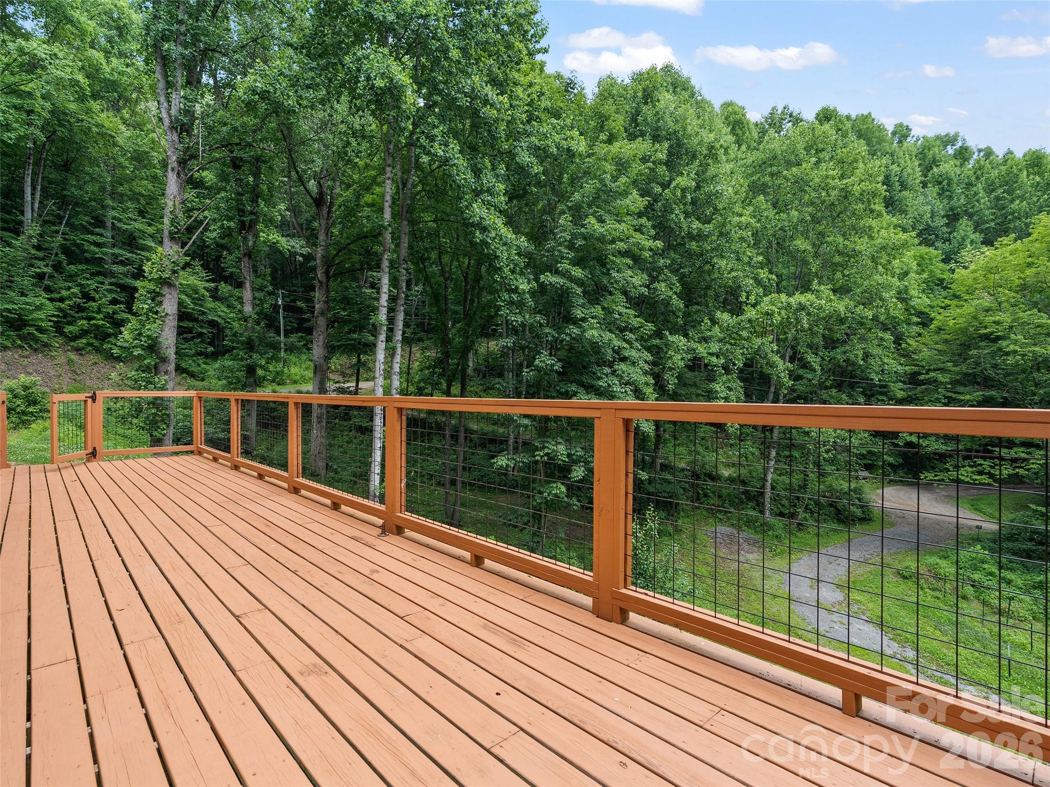 193 Tipstill Cove — Waynesville