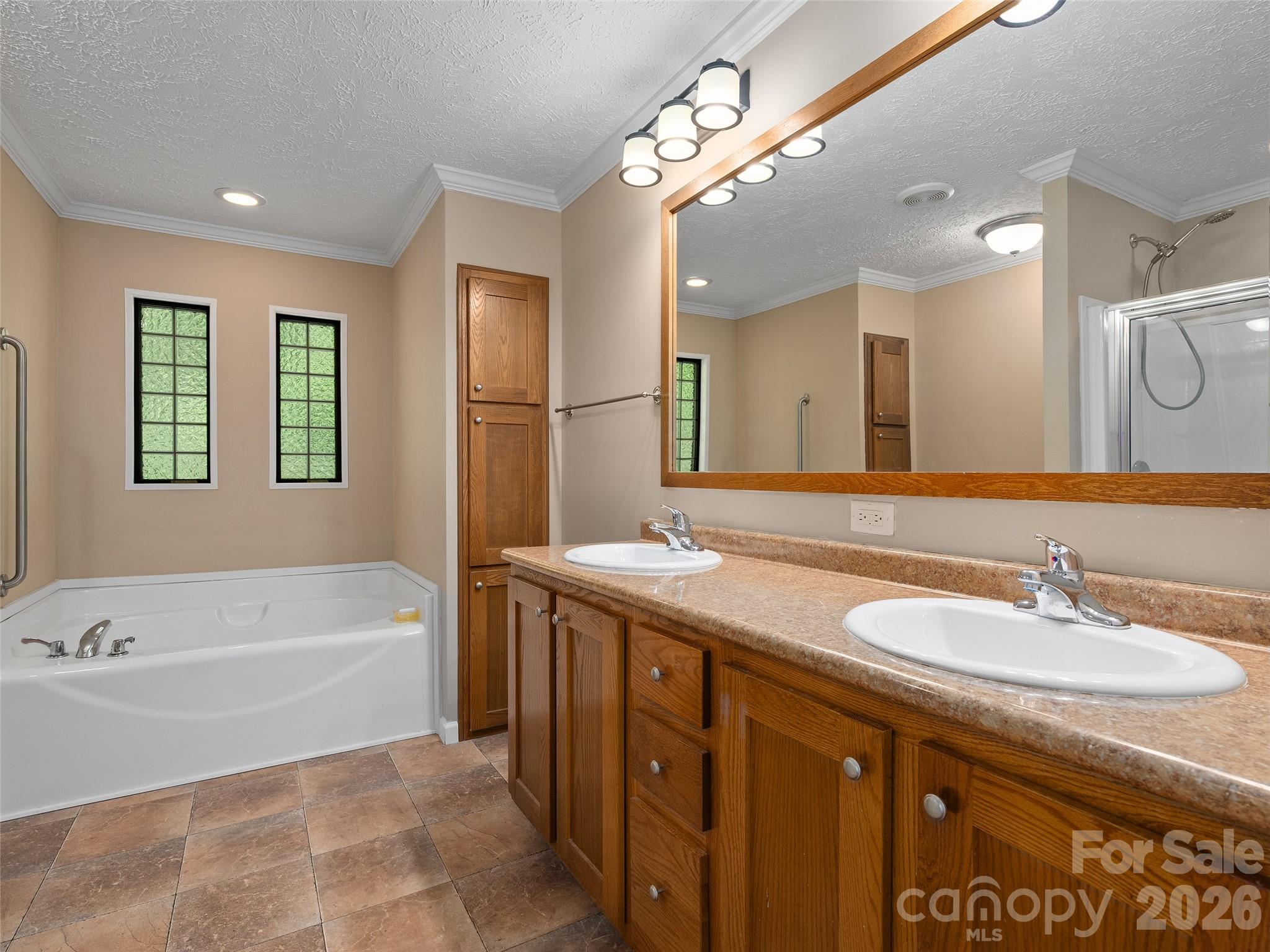 193 Tipstill Cove — Waynesville