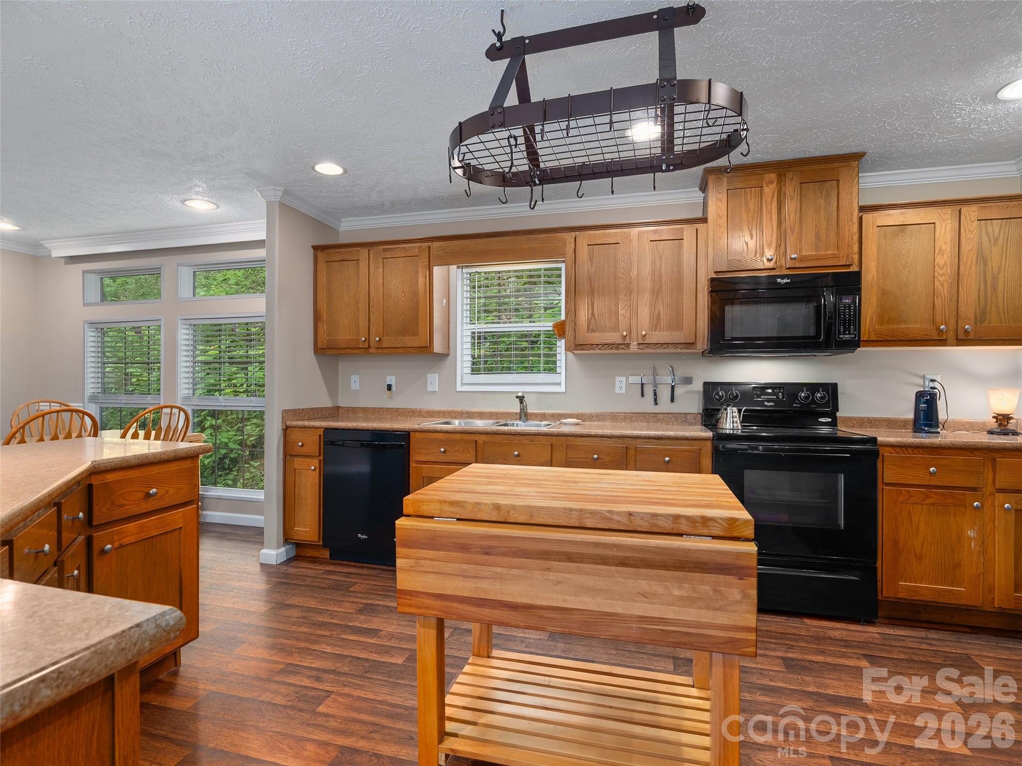 193 Tipstill Cove — Waynesville