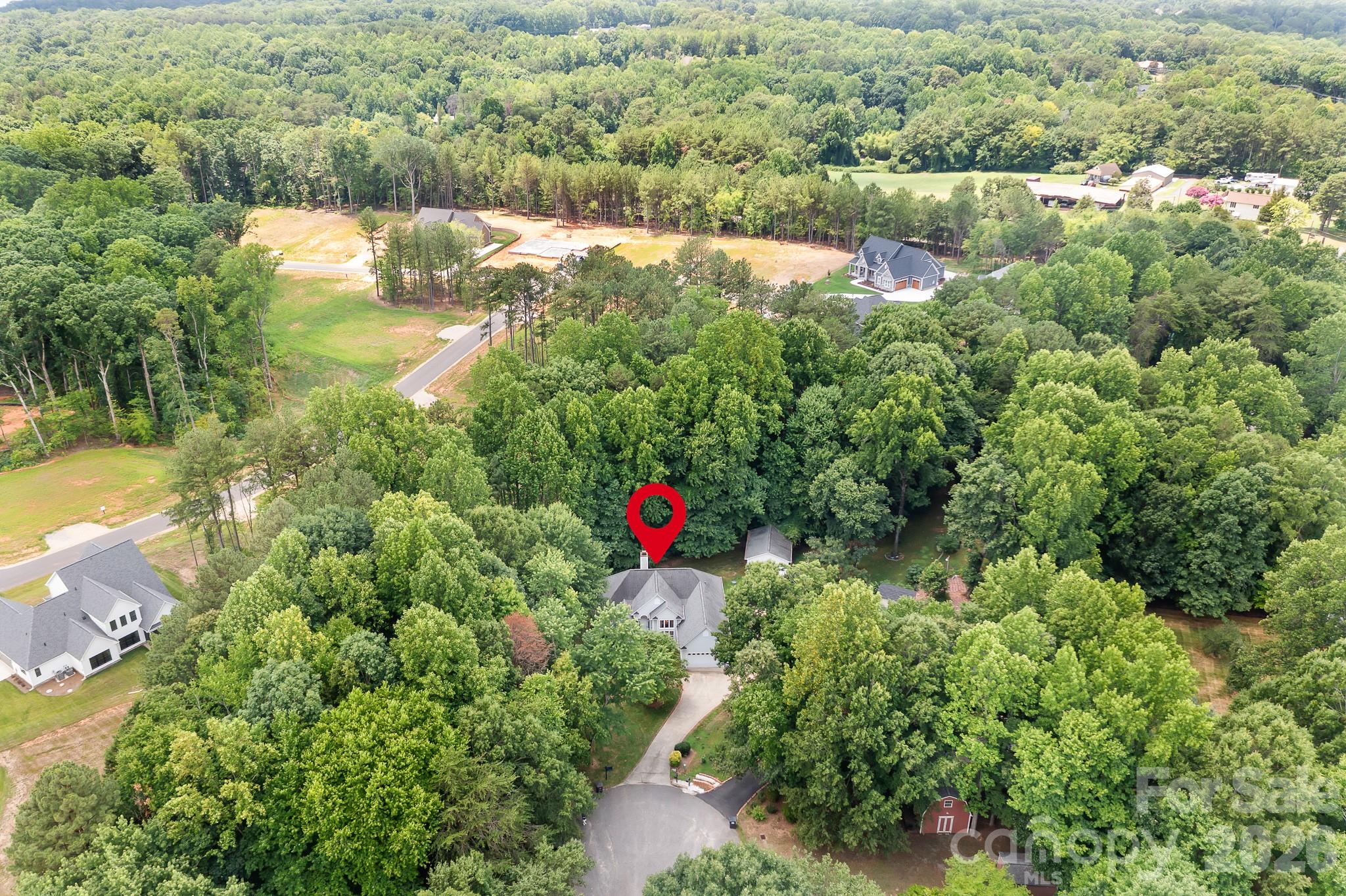 135 Pinecroft Court — Troutman