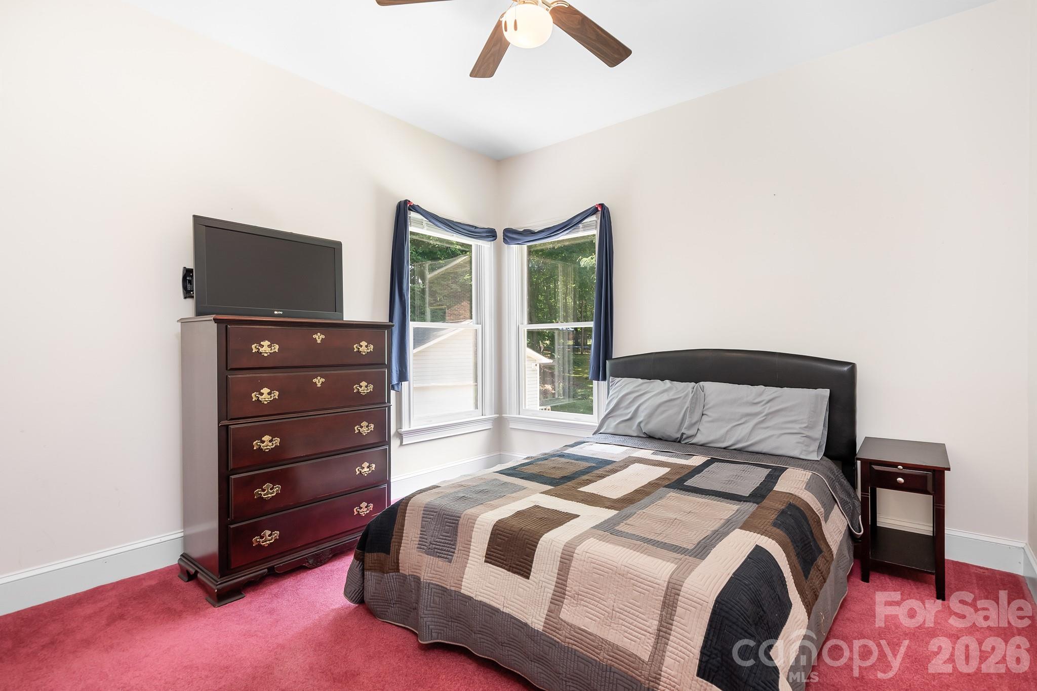 135 Pinecroft Court — Troutman