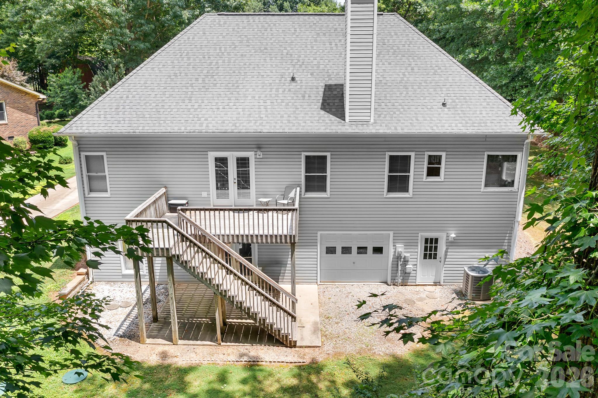 135 Pinecroft Court — Troutman