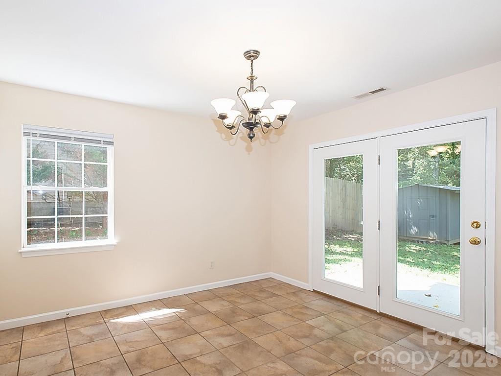 17 Pinecrest Drive — Asheville