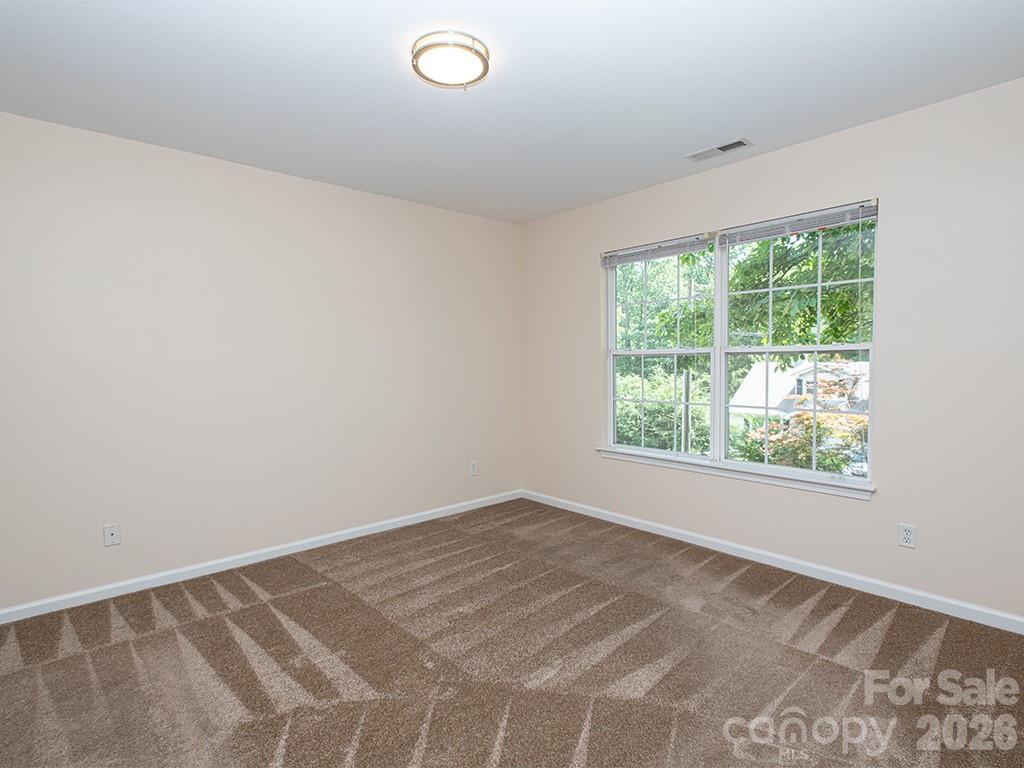 17 Pinecrest Drive — Asheville