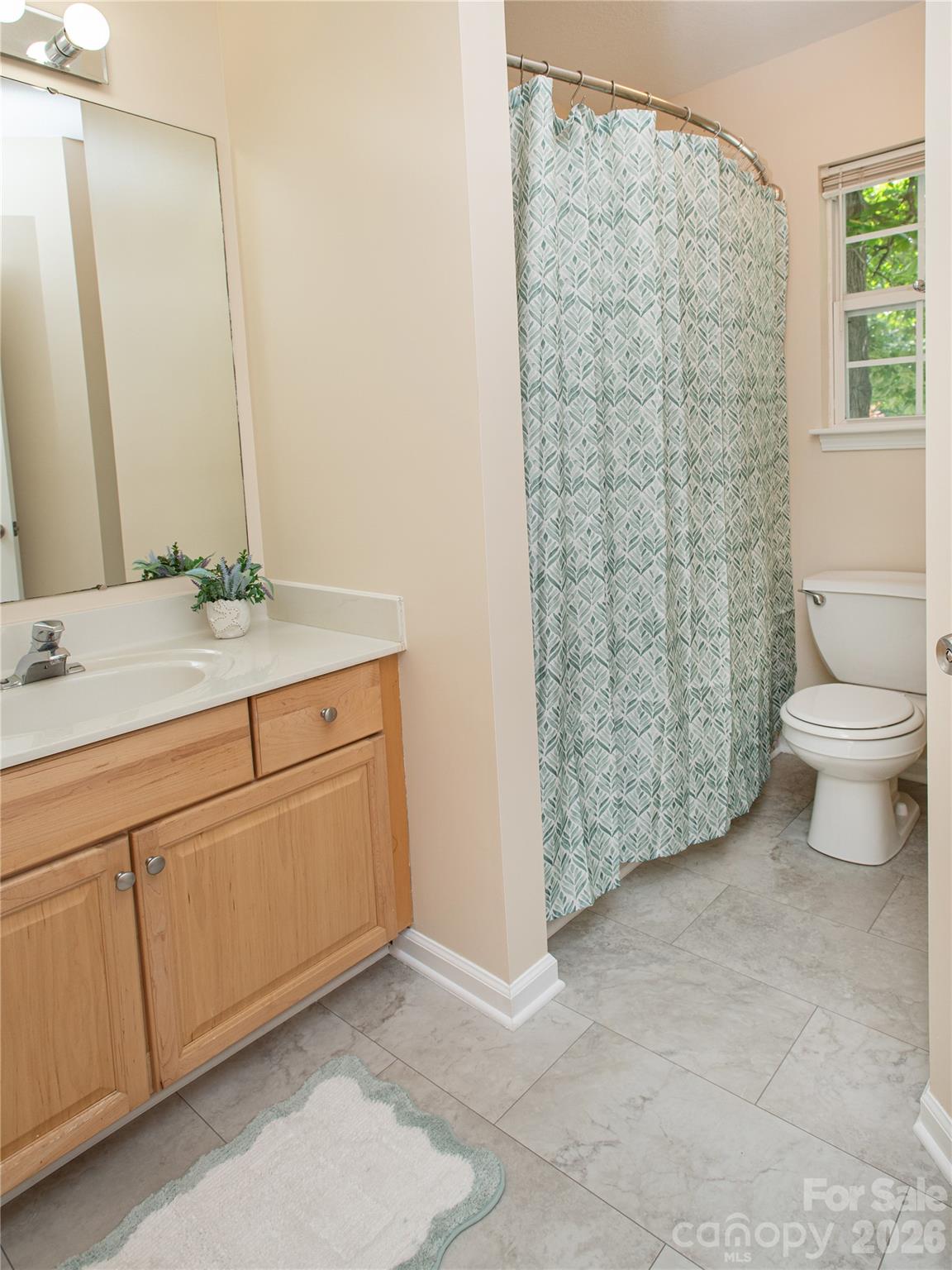 17 Pinecrest Drive — Asheville