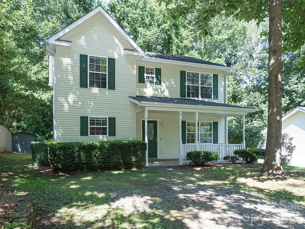 17 Pinecrest Drive — Asheville