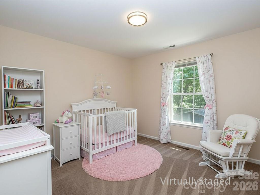 17 Pinecrest Drive — Asheville