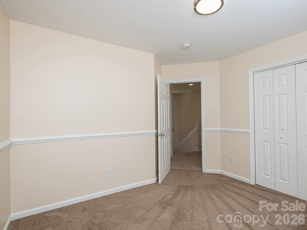 17 Pinecrest Drive — Asheville