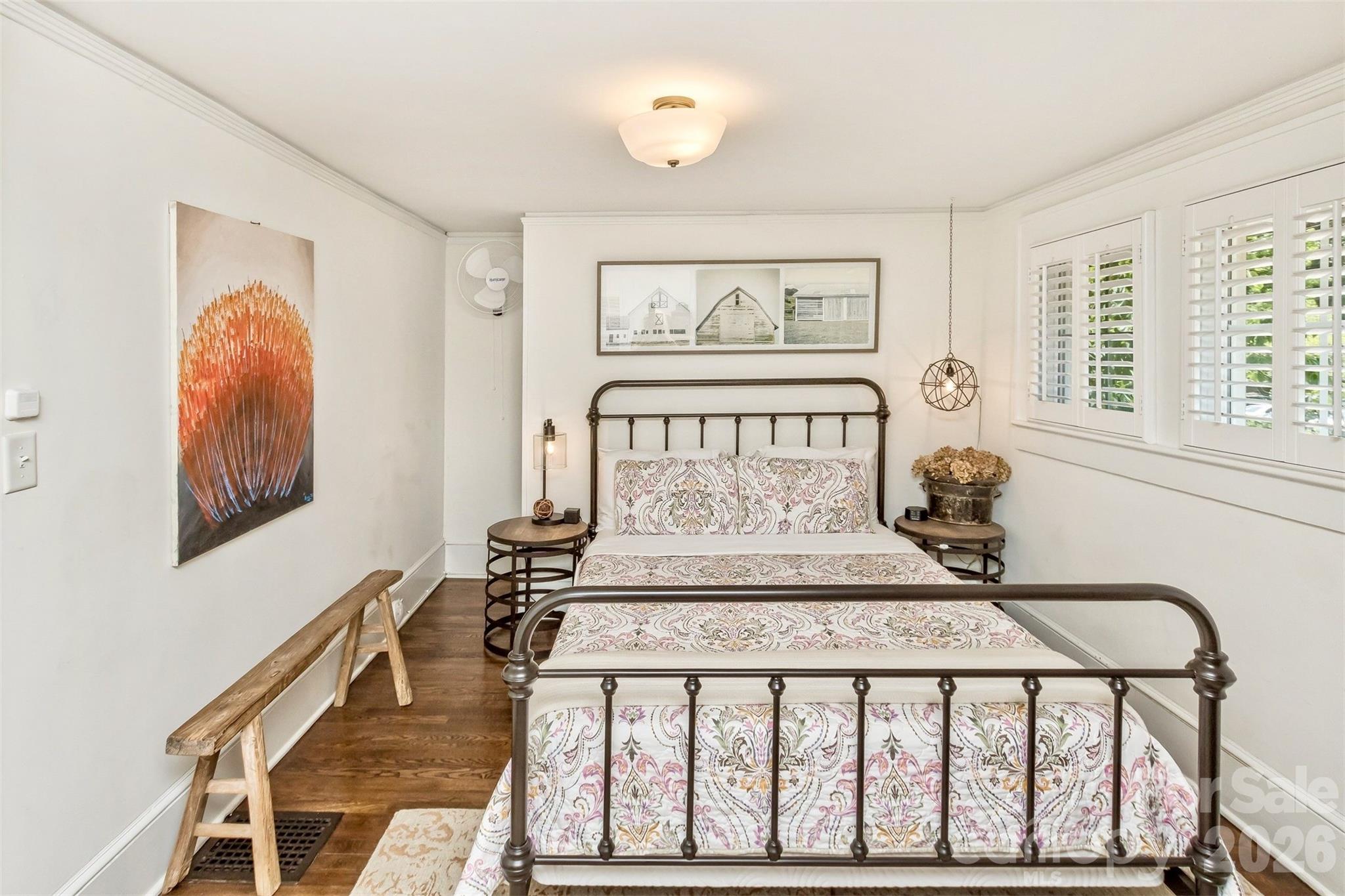 14 Laurel Loop — Asheville