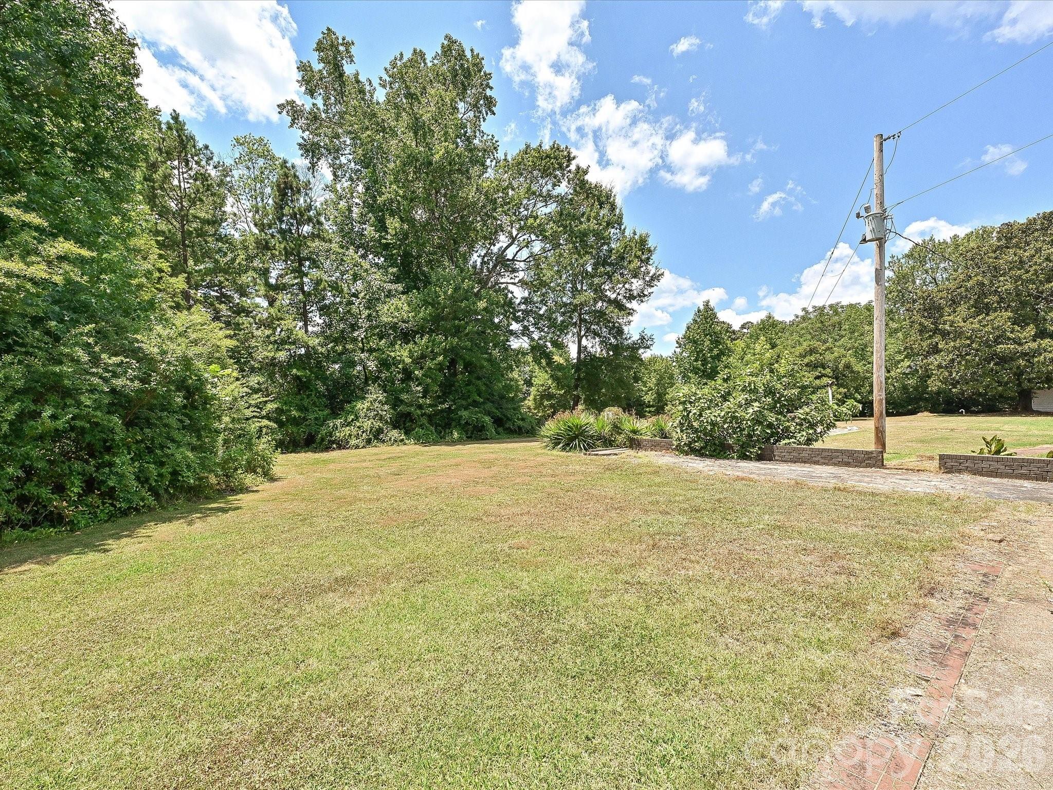 3501 Parkwood School Road — Monroe