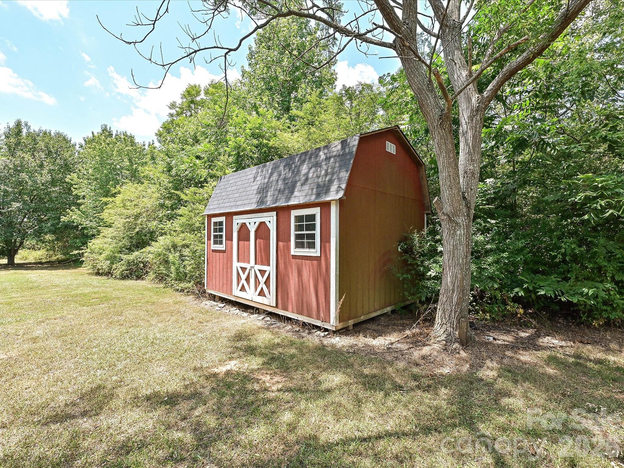 3501 Parkwood School Road — Monroe