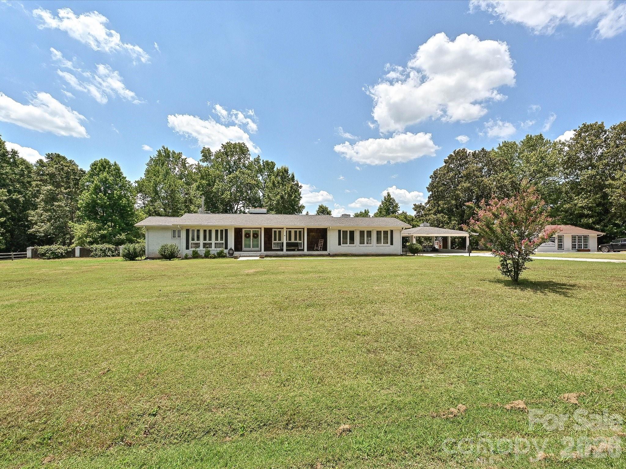 3501 Parkwood School Road — Monroe