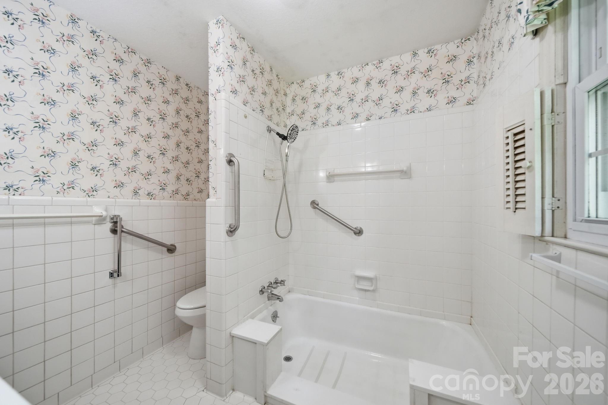 124 Fernwood Drive — Gaffney