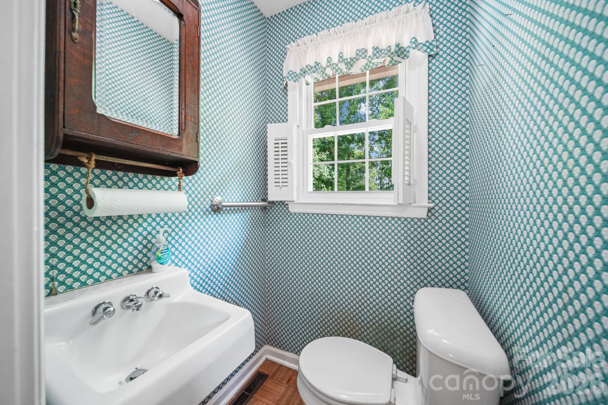 124 Fernwood Drive — Gaffney