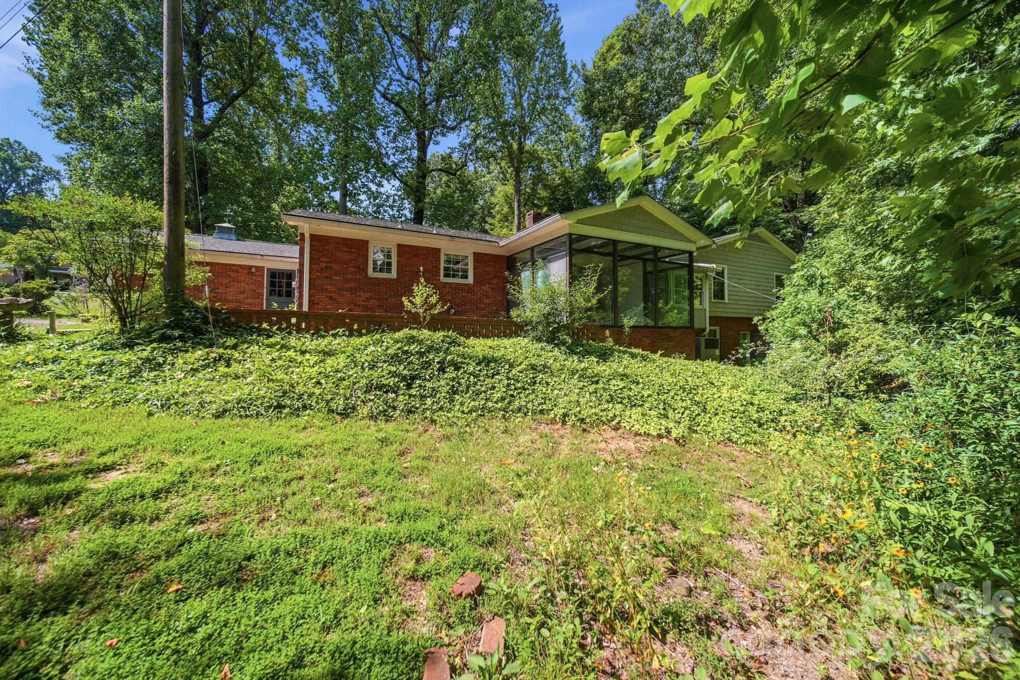 124 Fernwood Drive — Gaffney