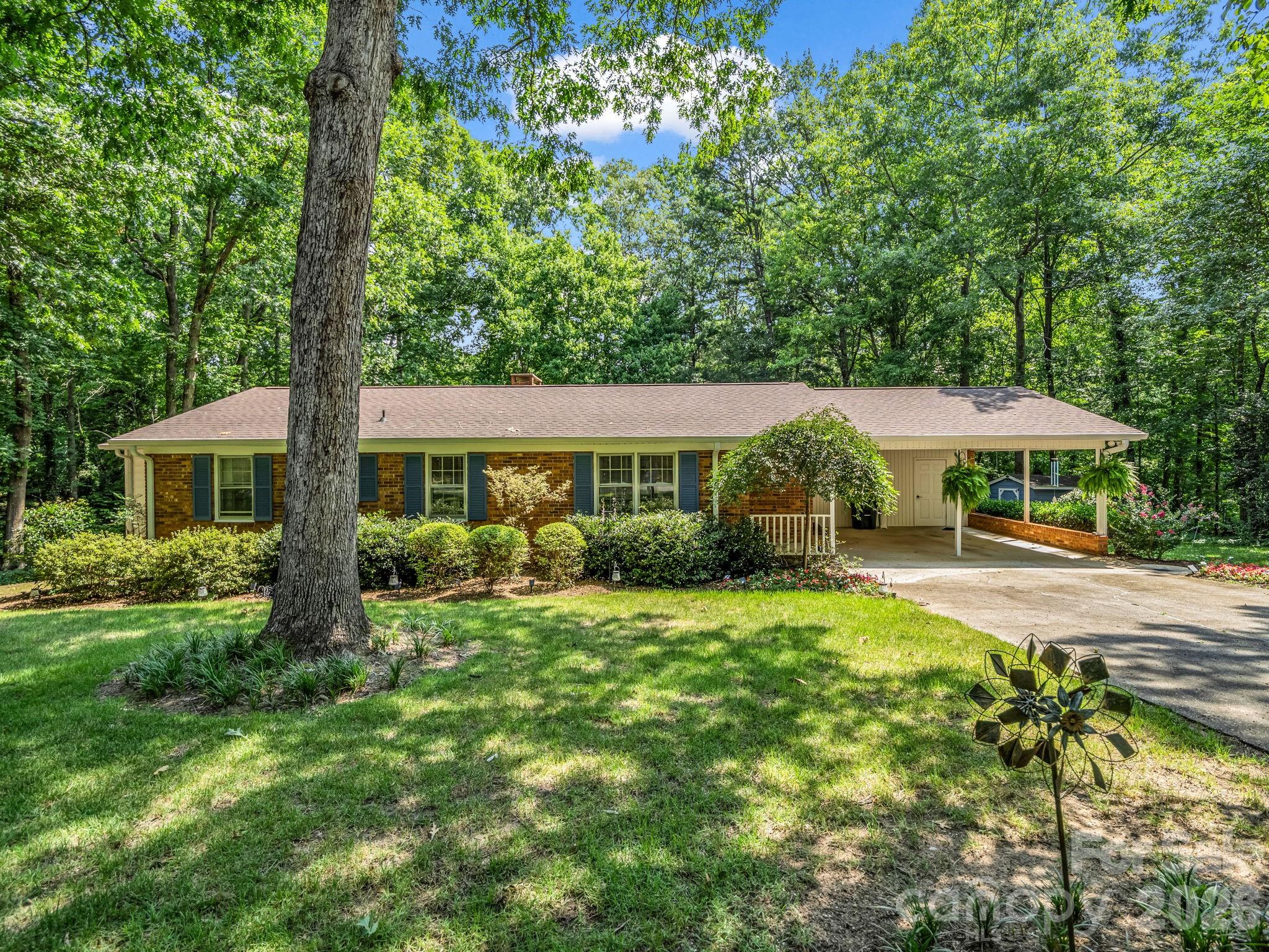 104 Dill Circle — Landrum