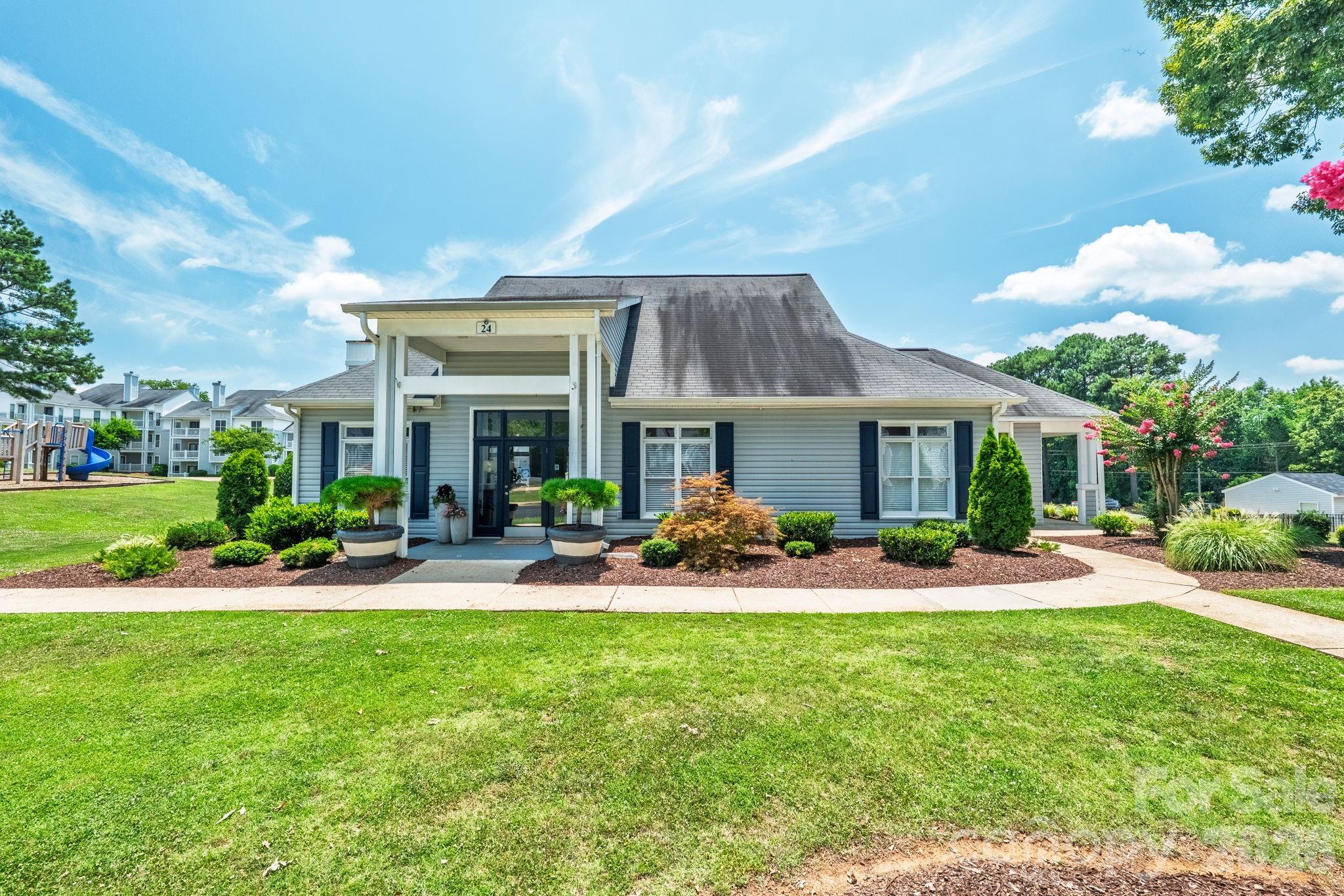 11 Hamiltons Bay Court #839 — Clover