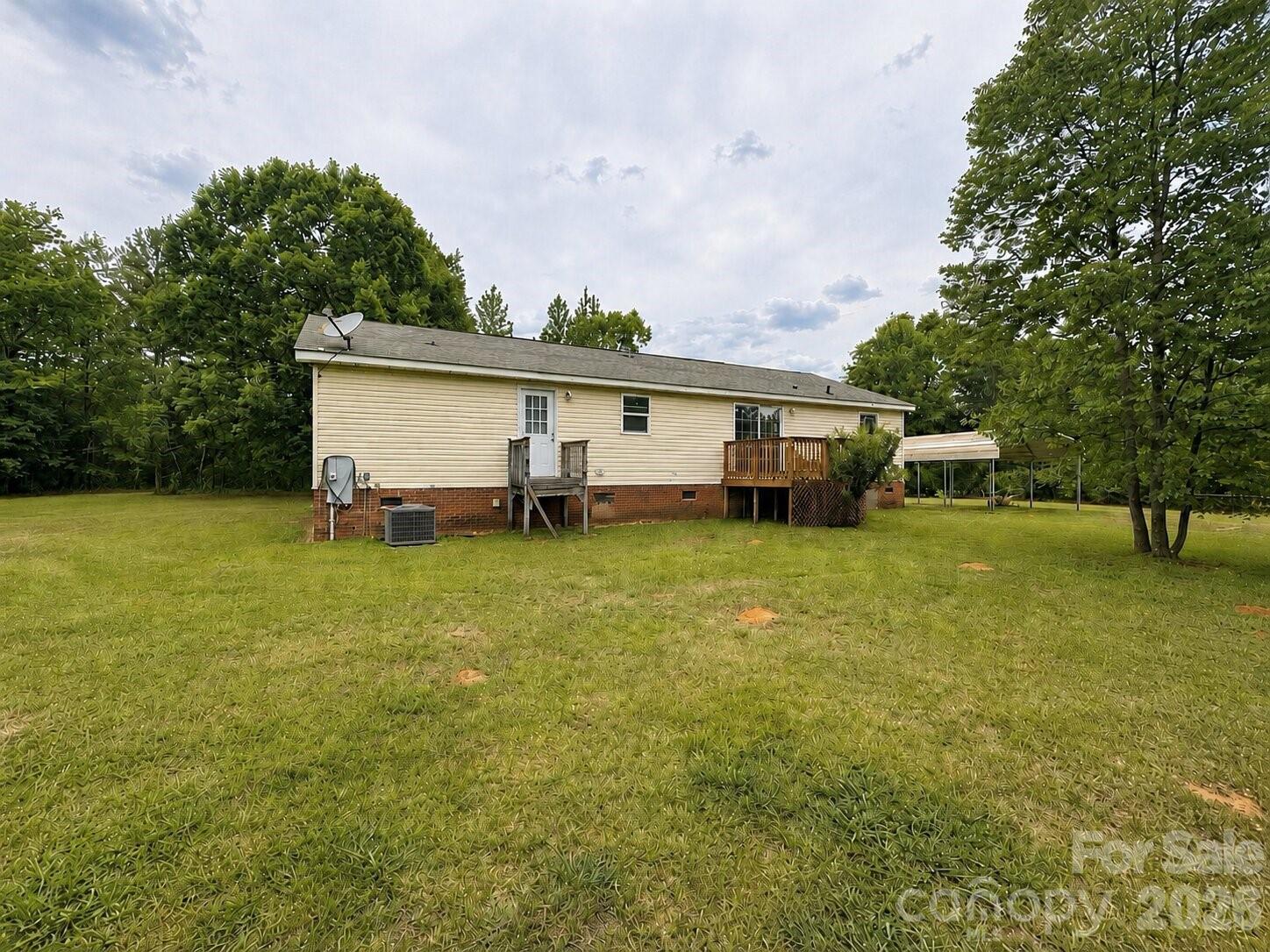 4506 Logging Road — Lancaster