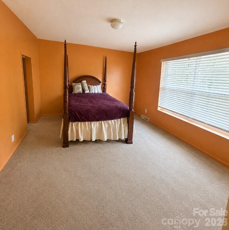 4506 Logging Road — Lancaster
