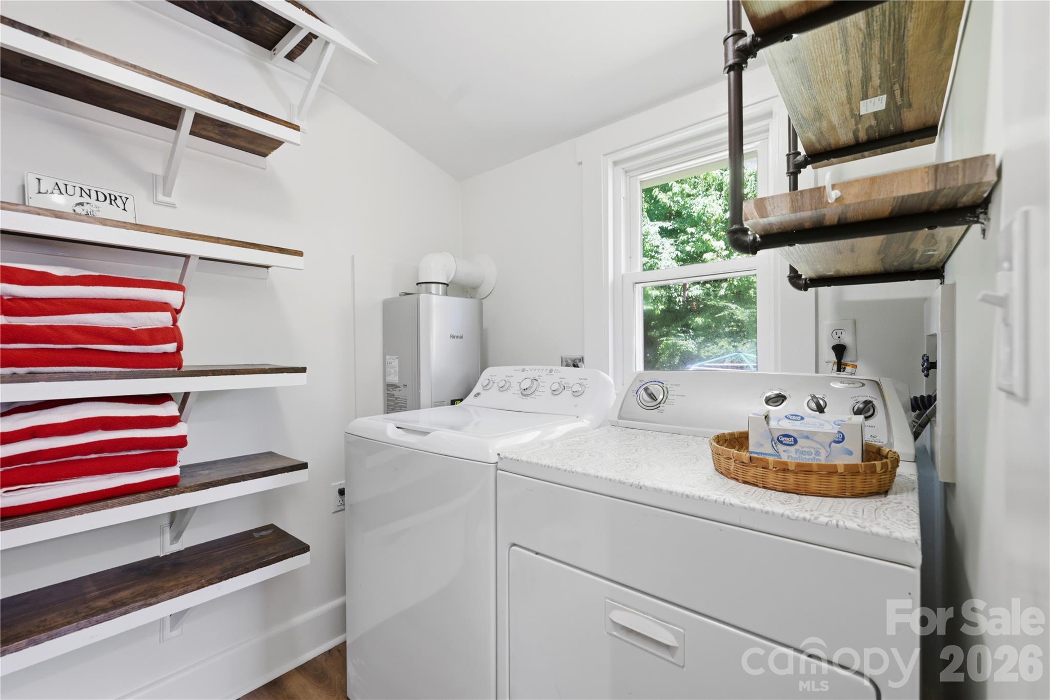 2252 Riceville Road — Asheville