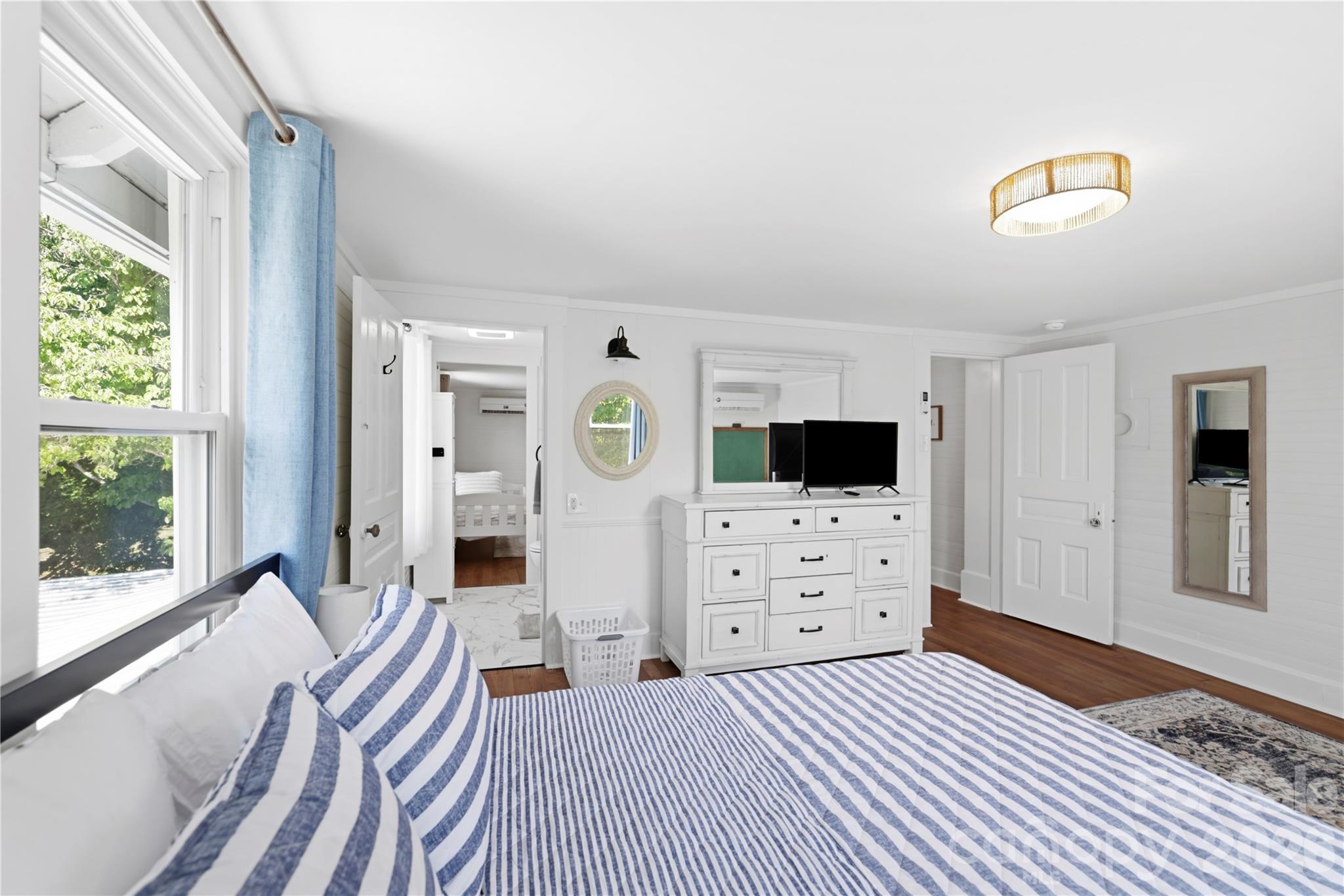 2252 Riceville Road — Asheville