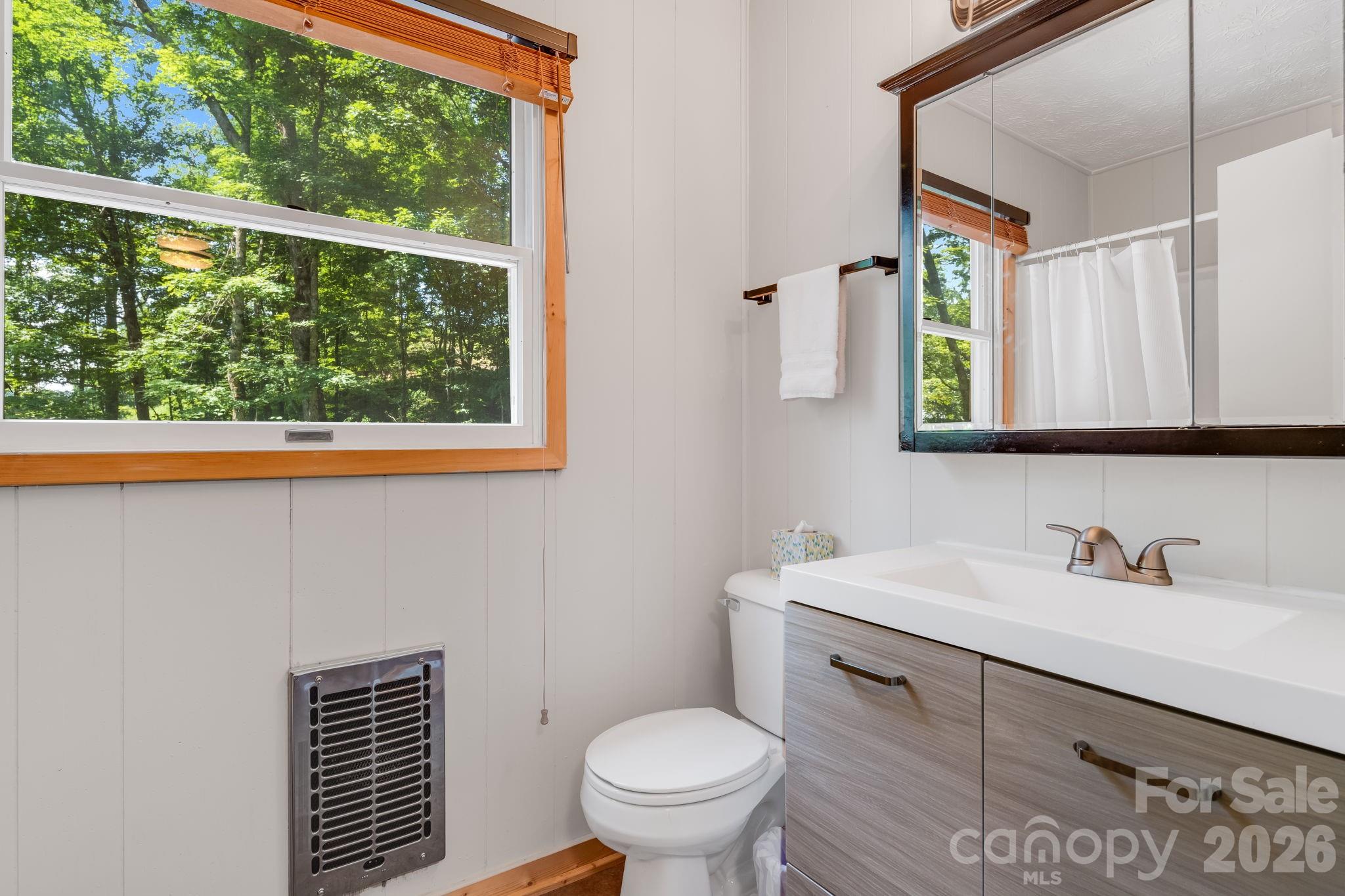 46 Trillium Lane — Mars Hill