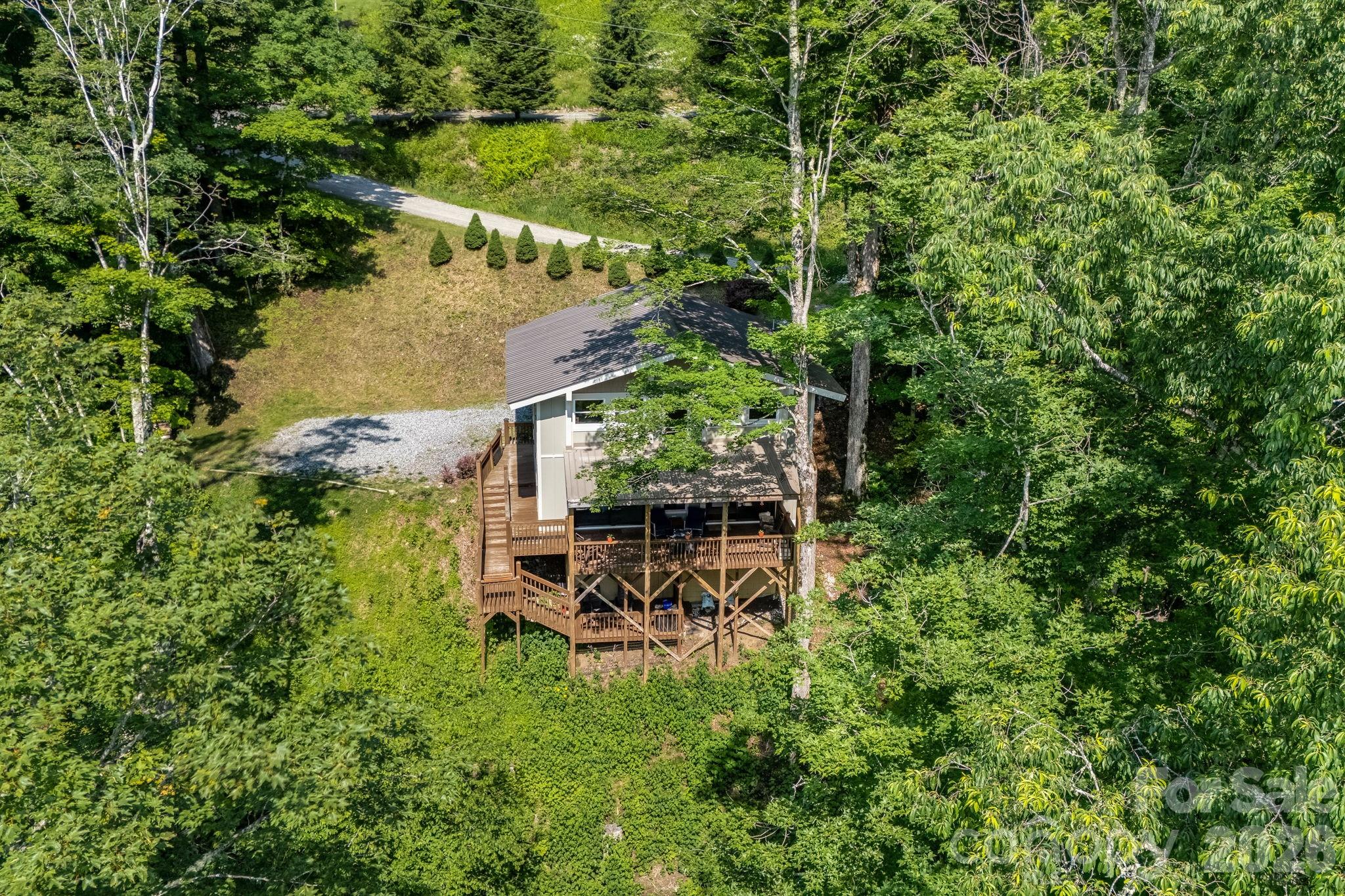 46 Trillium Lane — Mars Hill