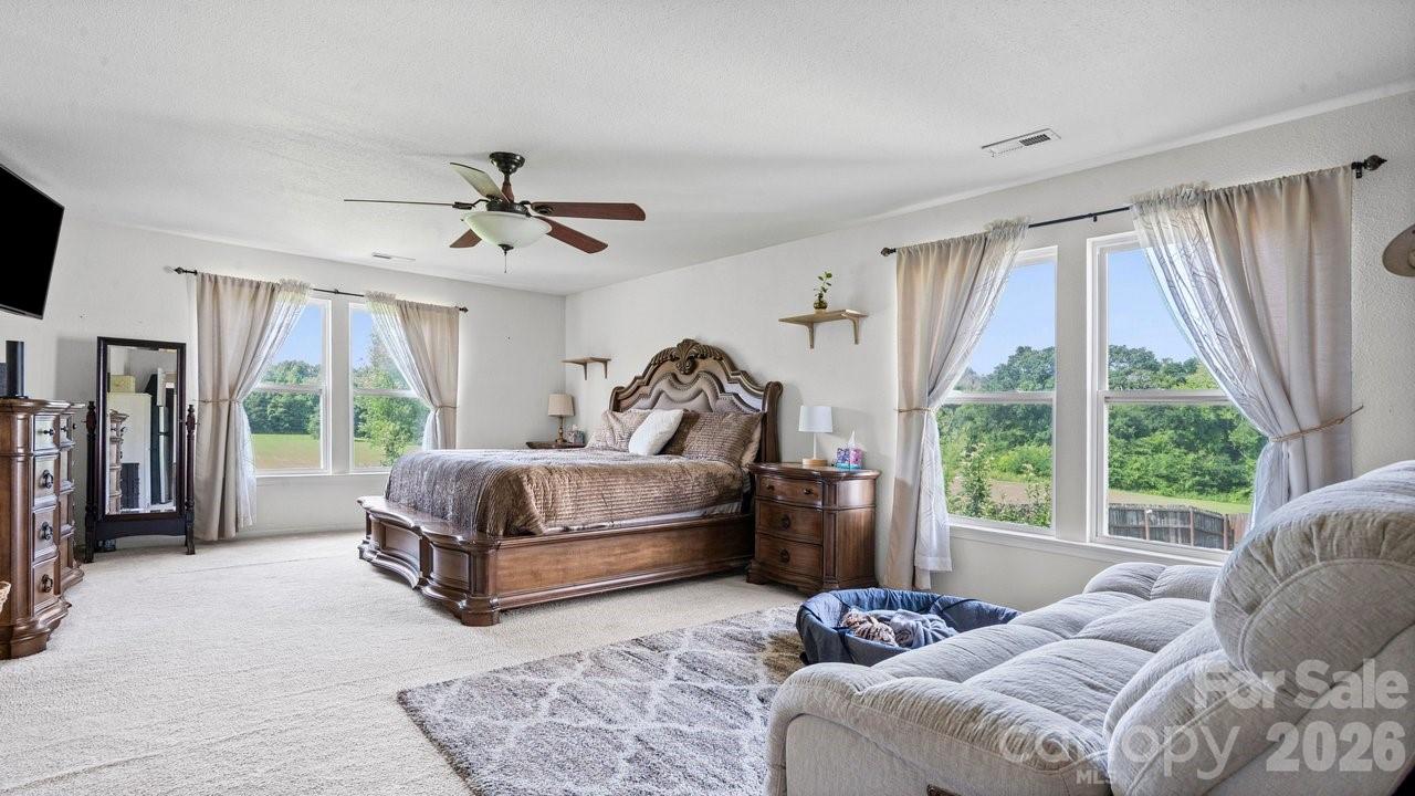 5597 Hammermill Drive — Harrisburg