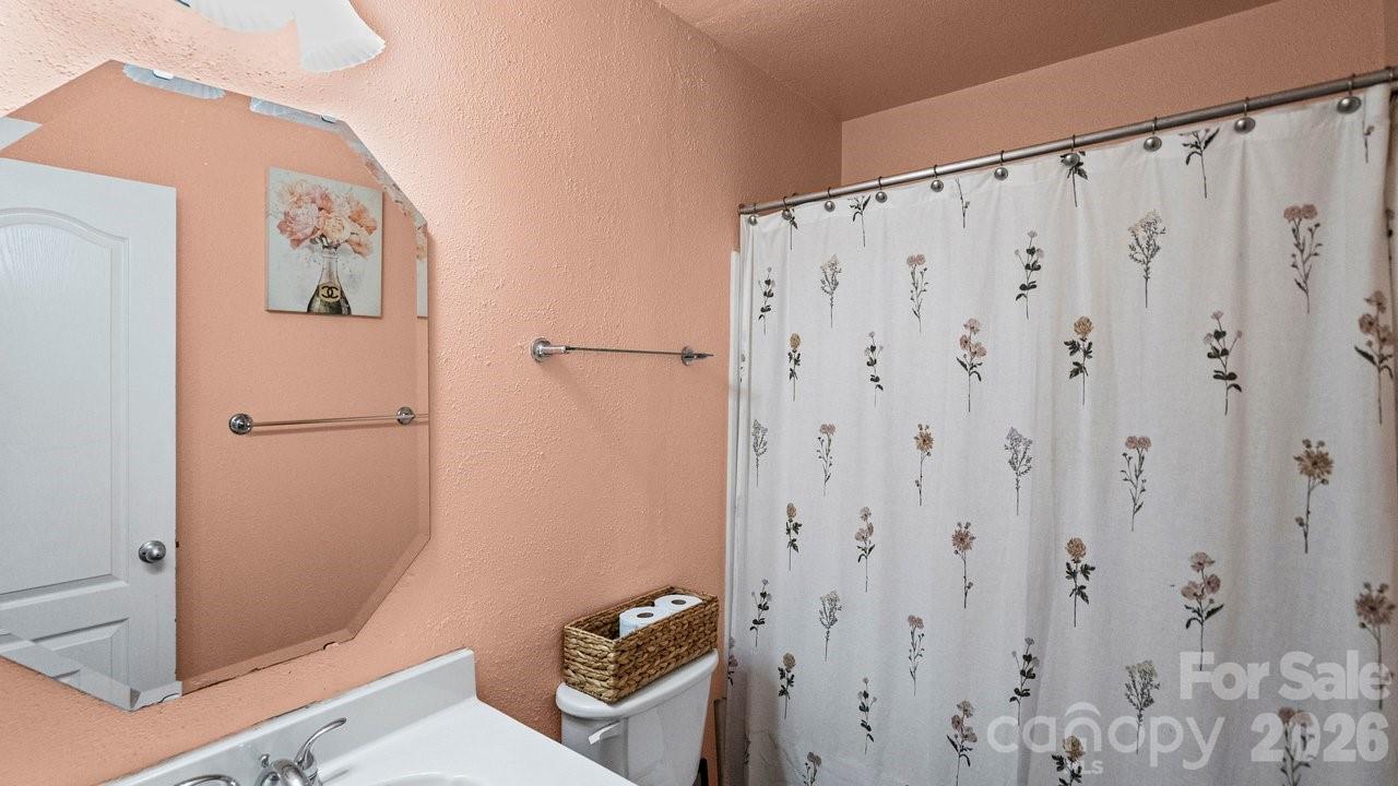 5597 Hammermill Drive — Harrisburg