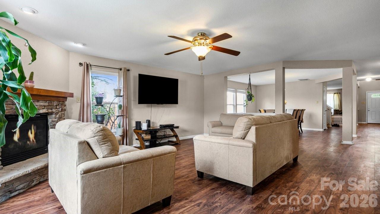 5597 Hammermill Drive — Harrisburg
