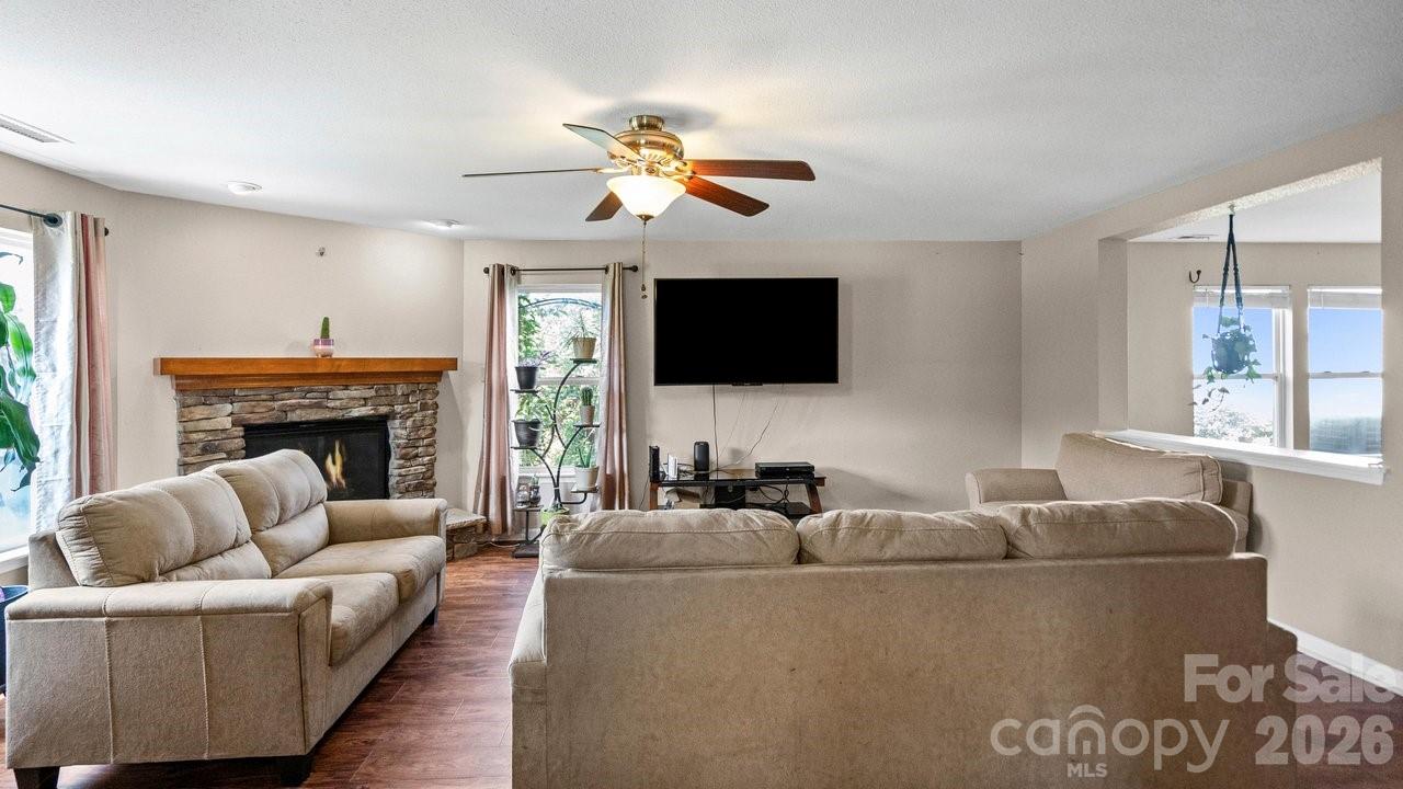 5597 Hammermill Drive — Harrisburg